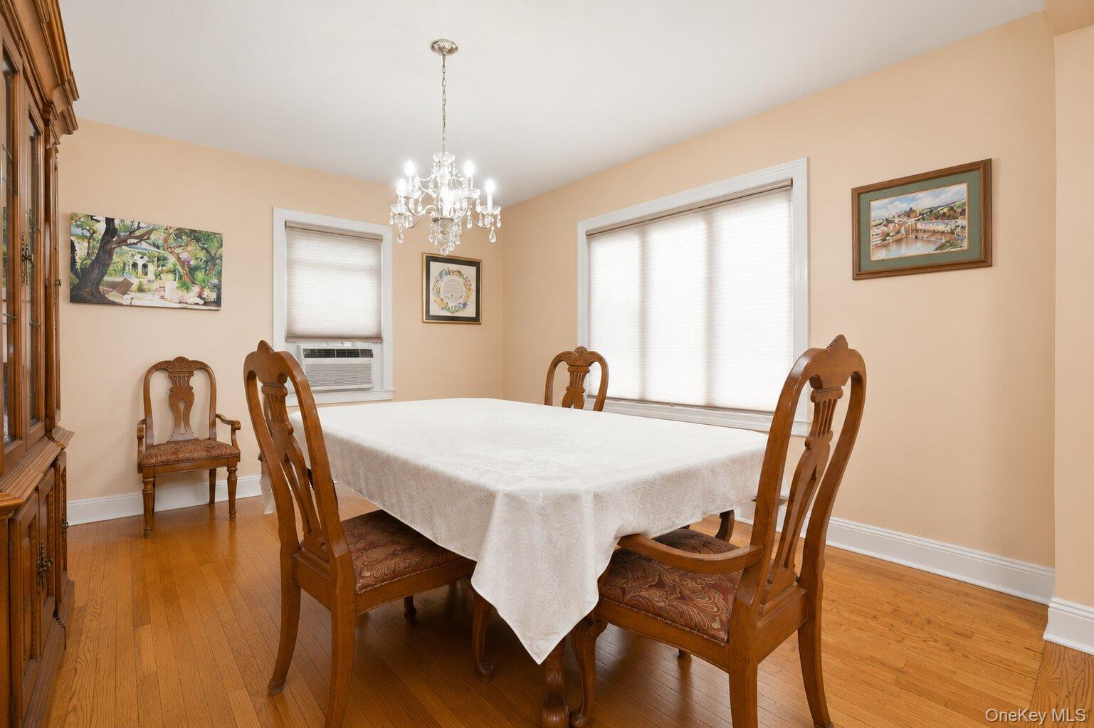 442 Langley Avenue Property Photo 2