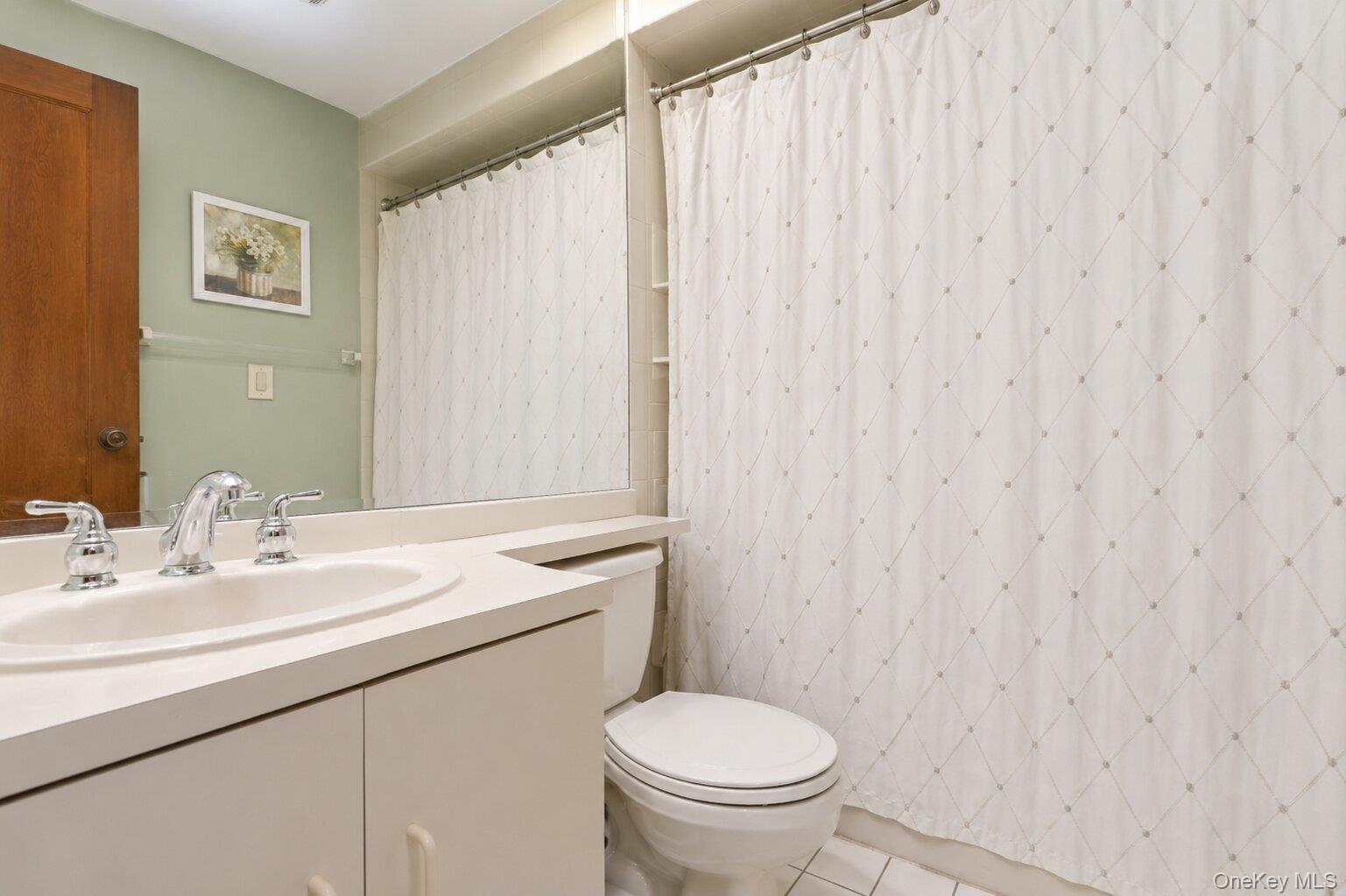442 Langley Avenue Property Photo 10