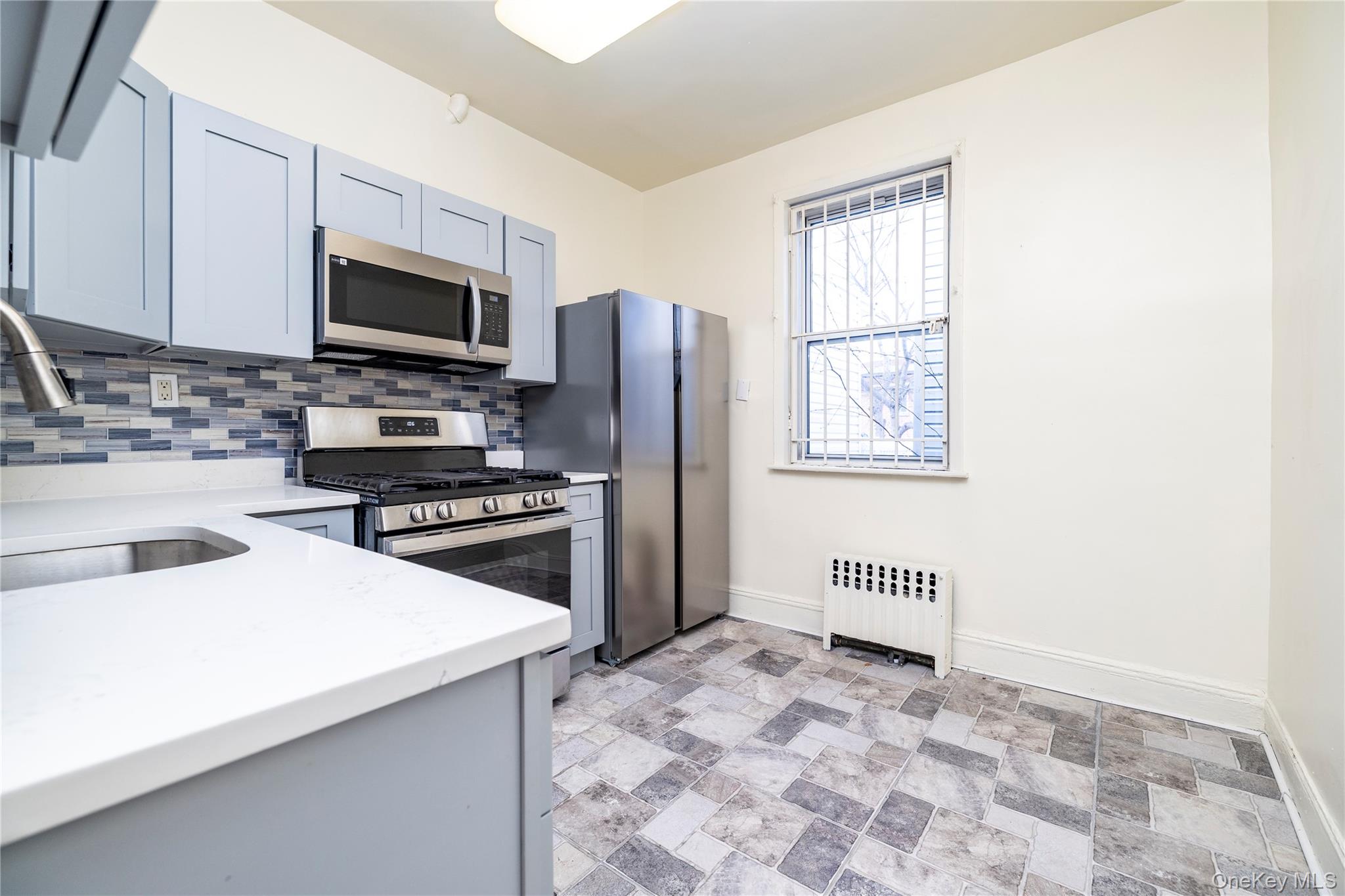 5019 Avenue Property Photo 19