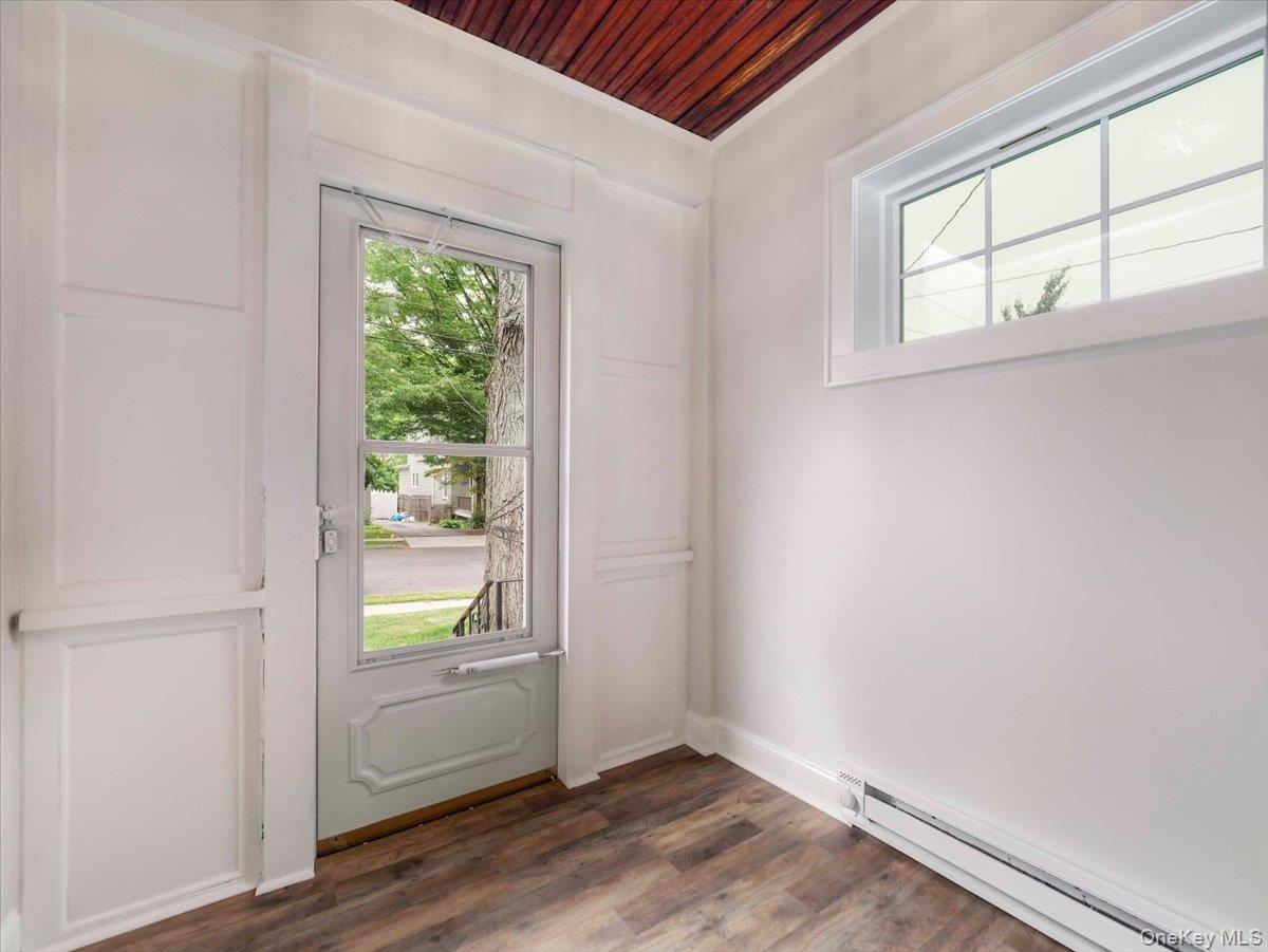 121 Clinton Avenue Property Photo 3