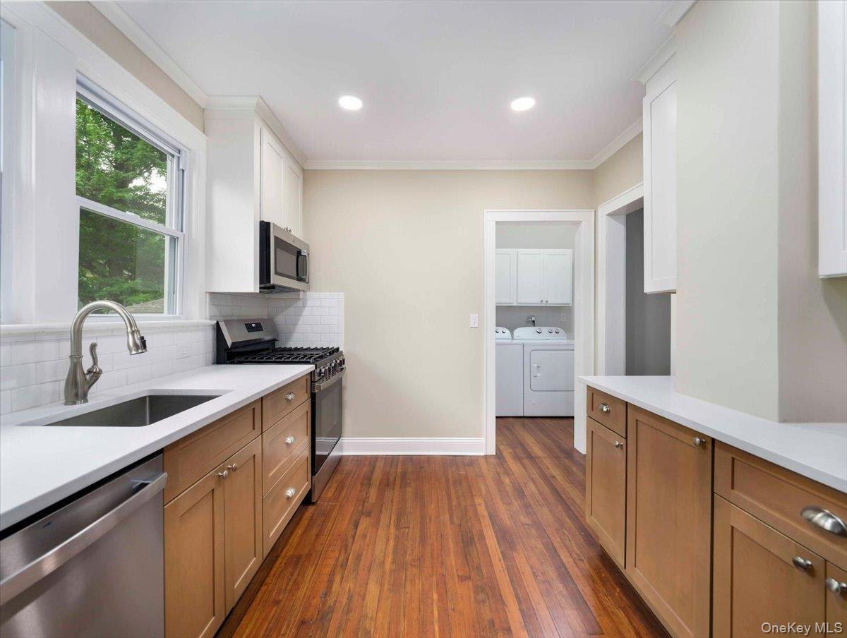 121 Clinton Avenue Property Photo 10