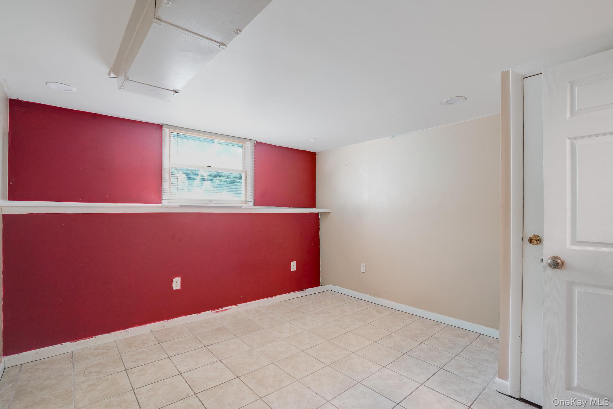 8 Hampton Road Property Photo 28