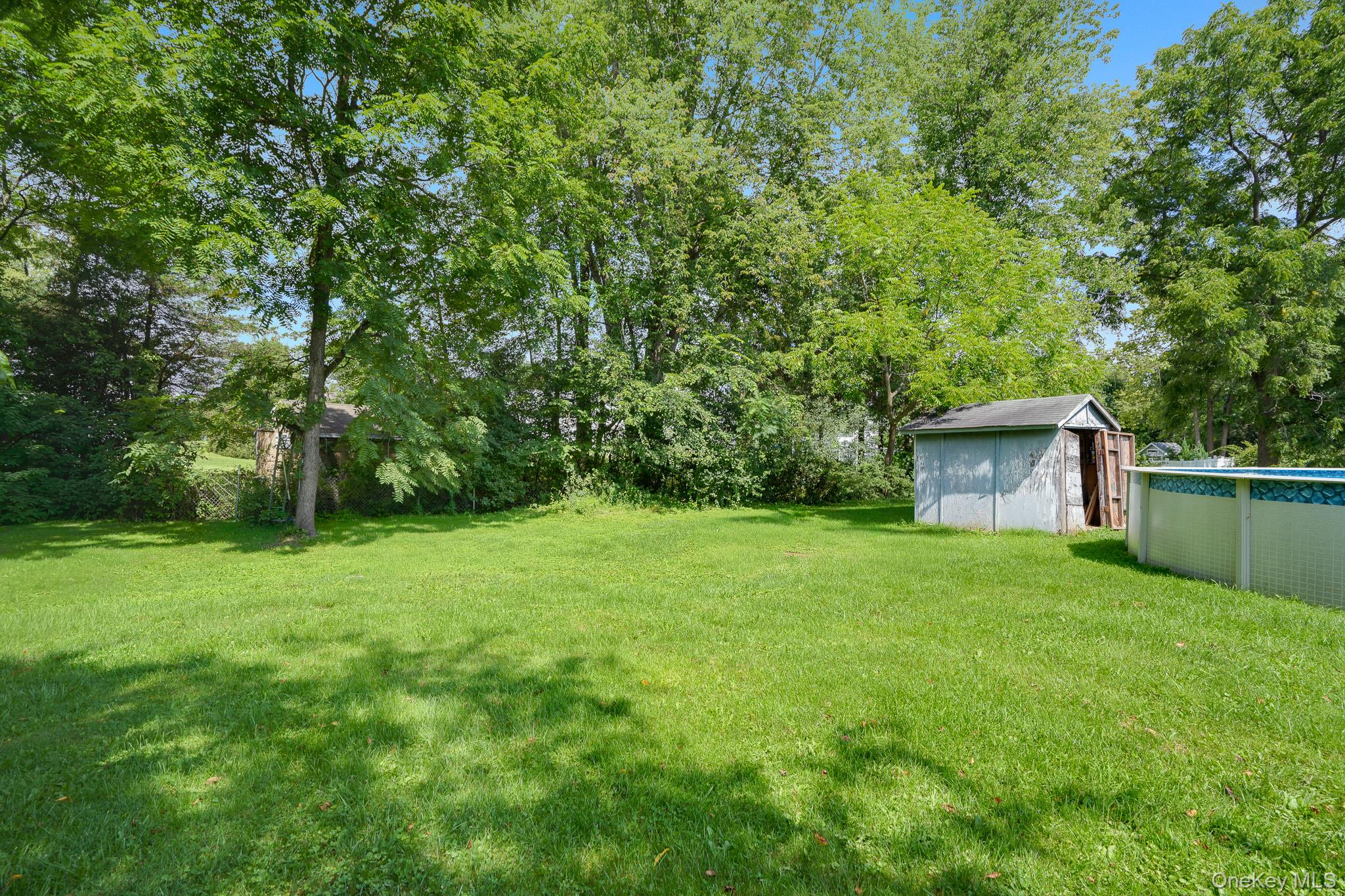 8 Hampton Road Property Photo 33