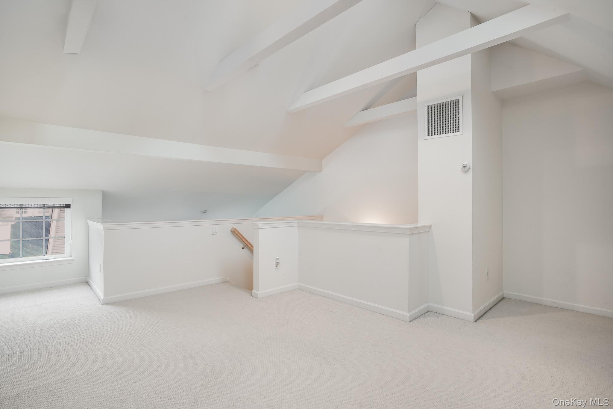 303 Bridgeview Drive Property Photo 31