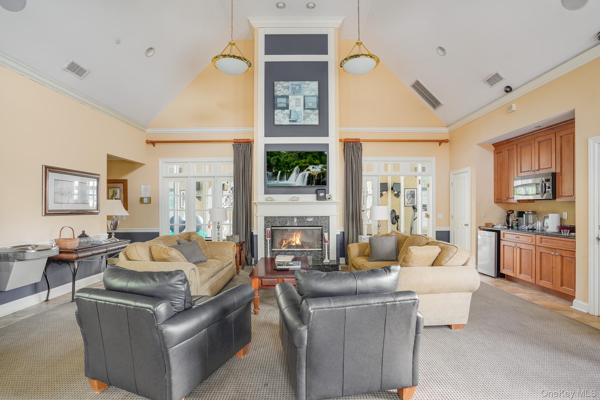 303 Bridgeview Drive Property Photo 43