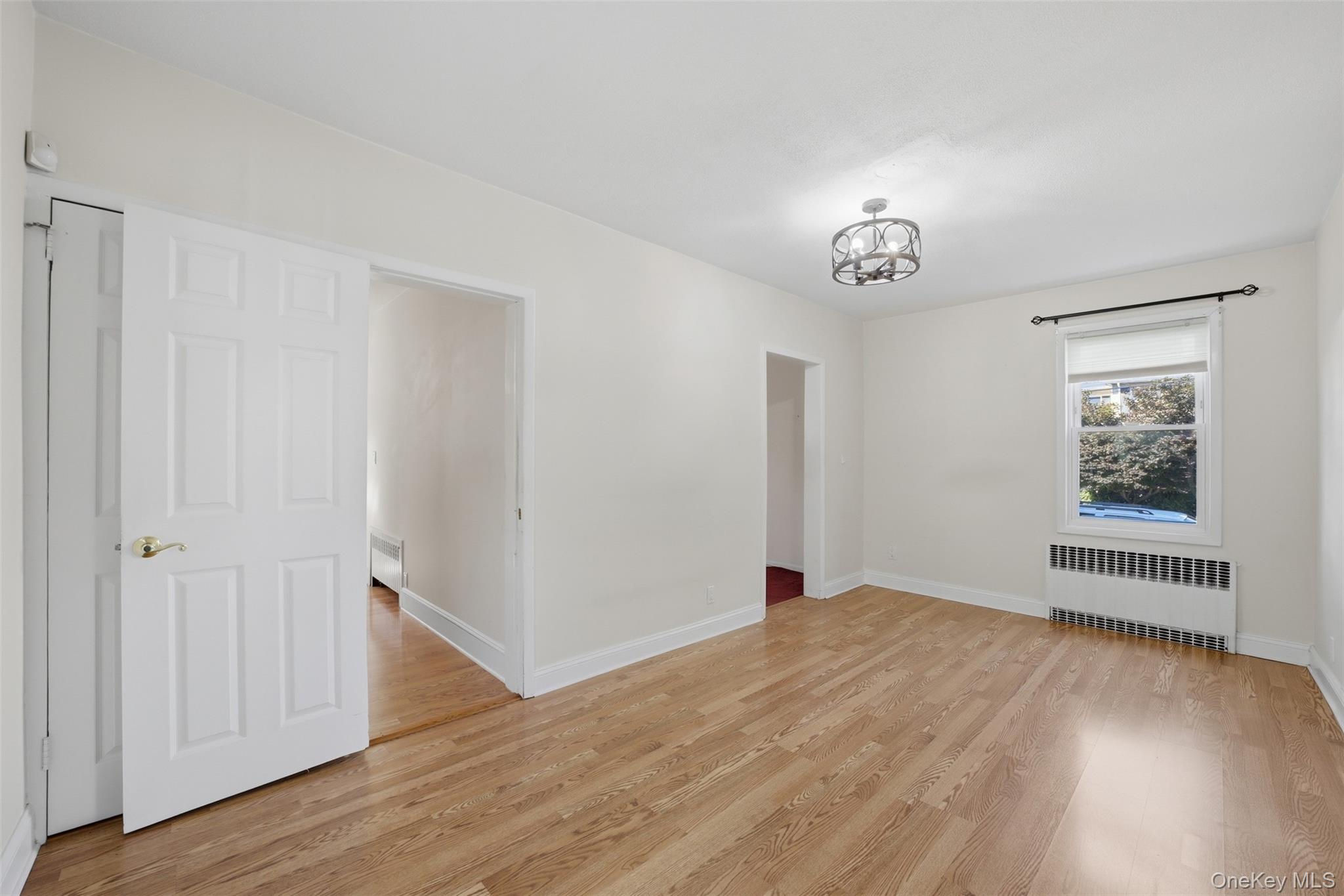 315 Sickles Avenue Property Photo 4
