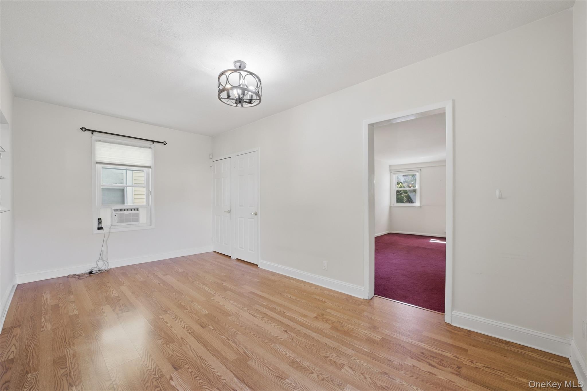 315 Sickles Avenue Property Photo 6