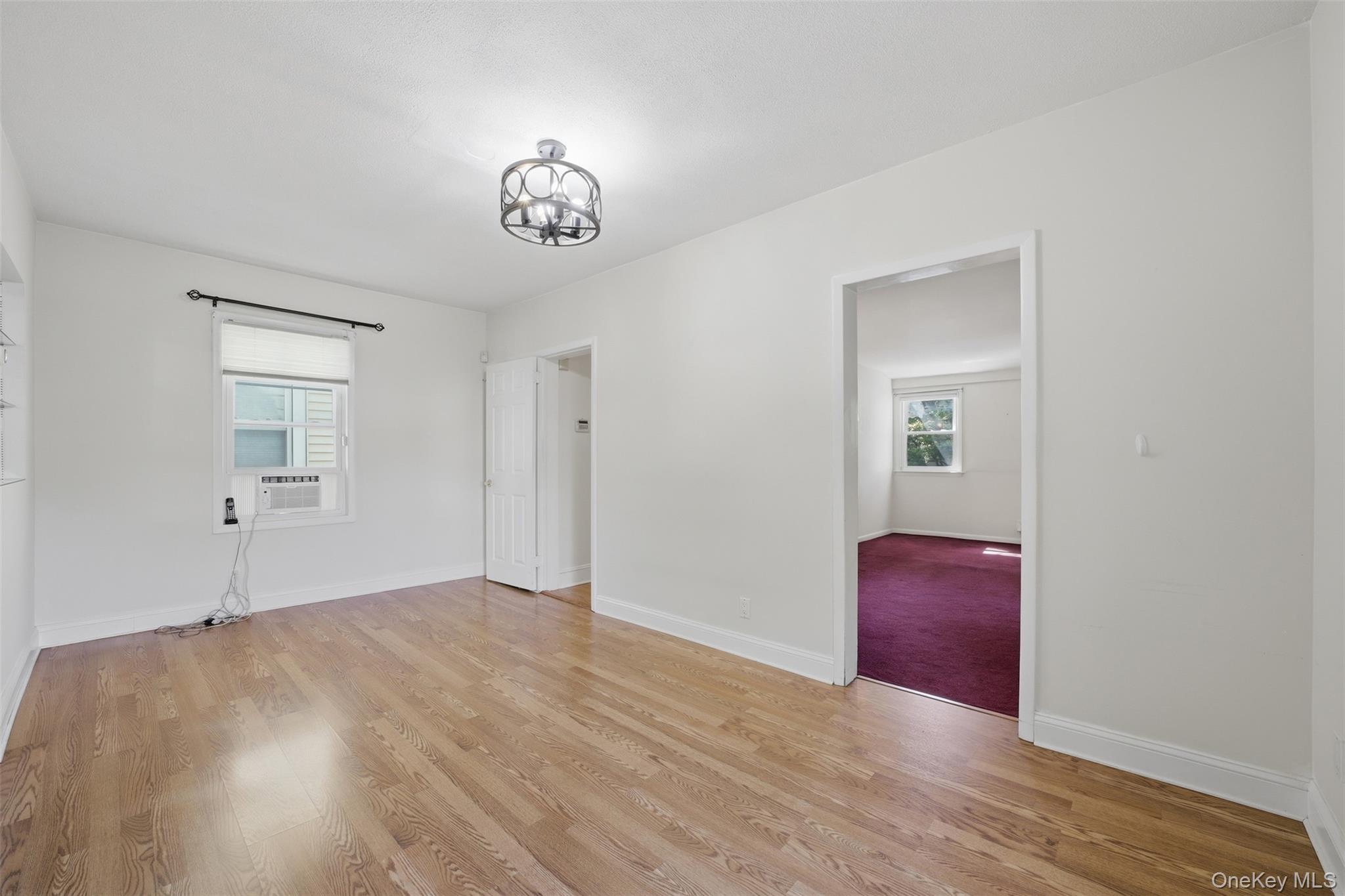 315 Sickles Avenue Property Photo 7