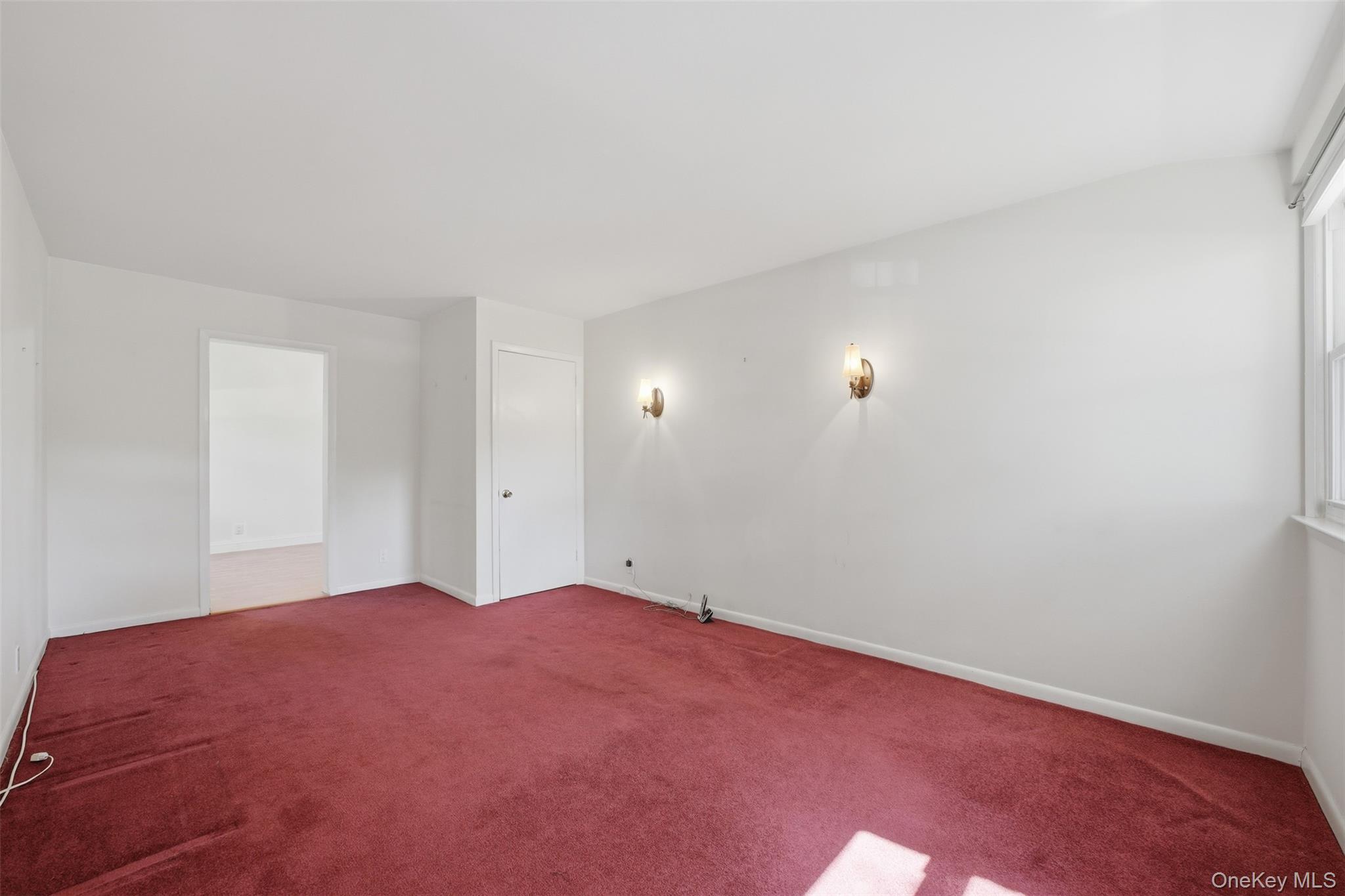 315 Sickles Avenue Property Photo 11