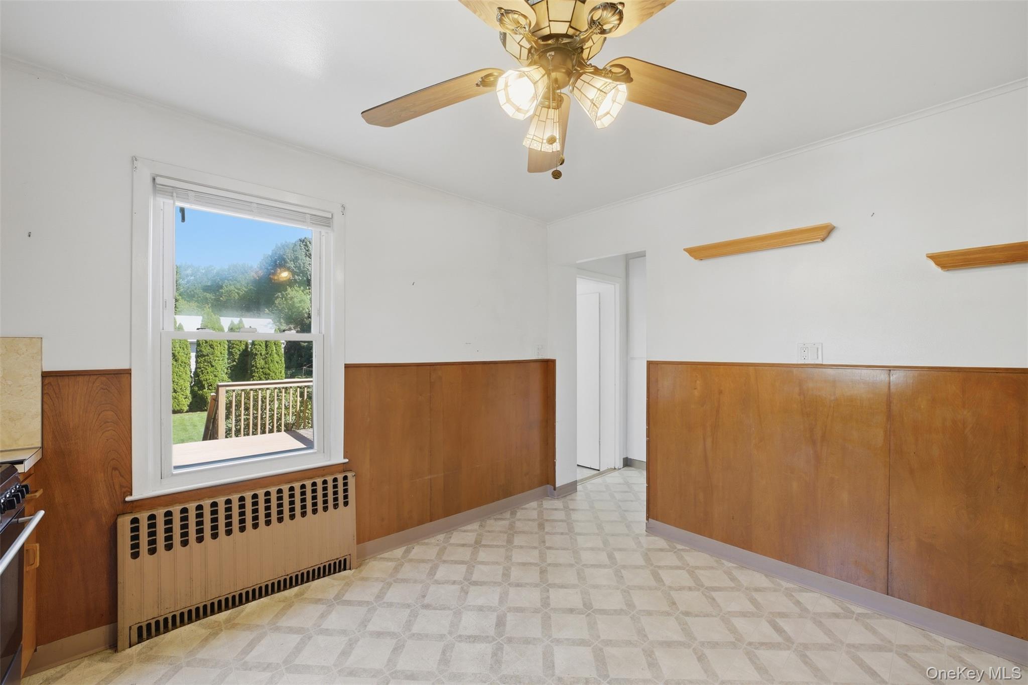 315 Sickles Avenue Property Photo 18