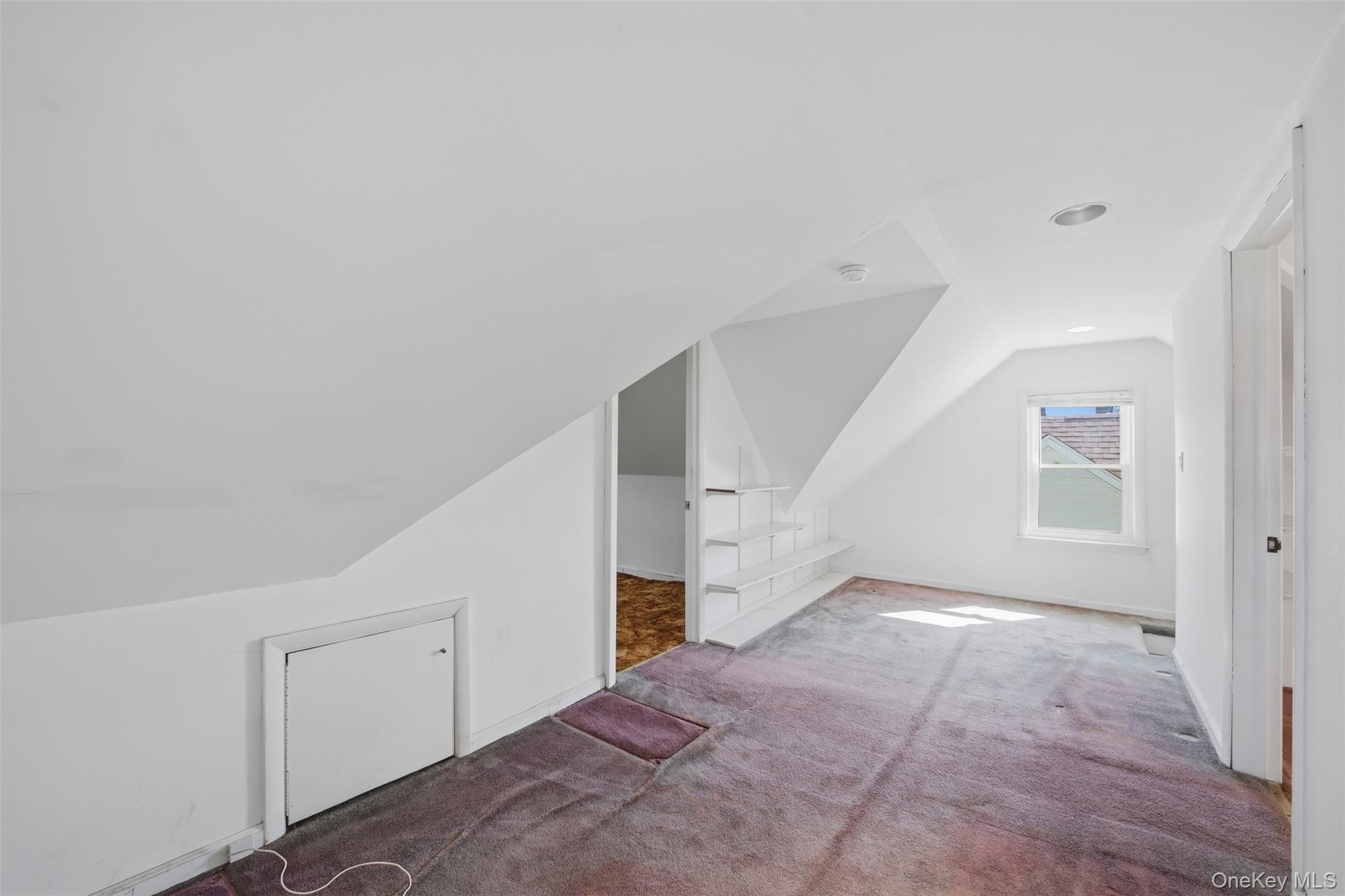 315 Sickles Avenue Property Photo 28