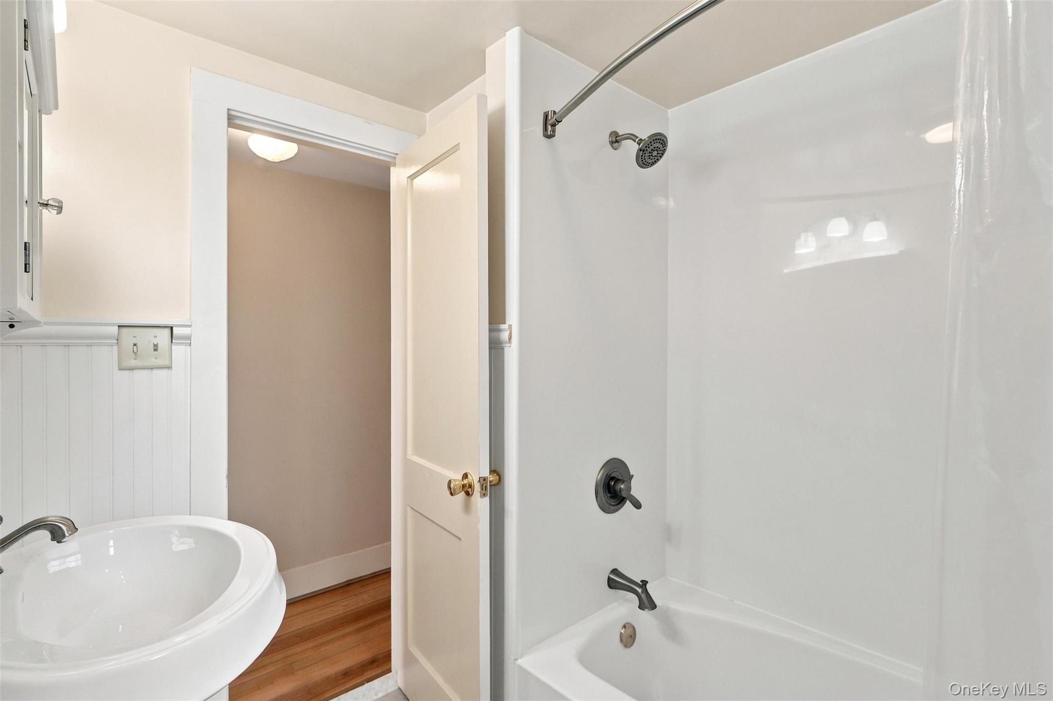 5 Dewitt Street Property Photo 28