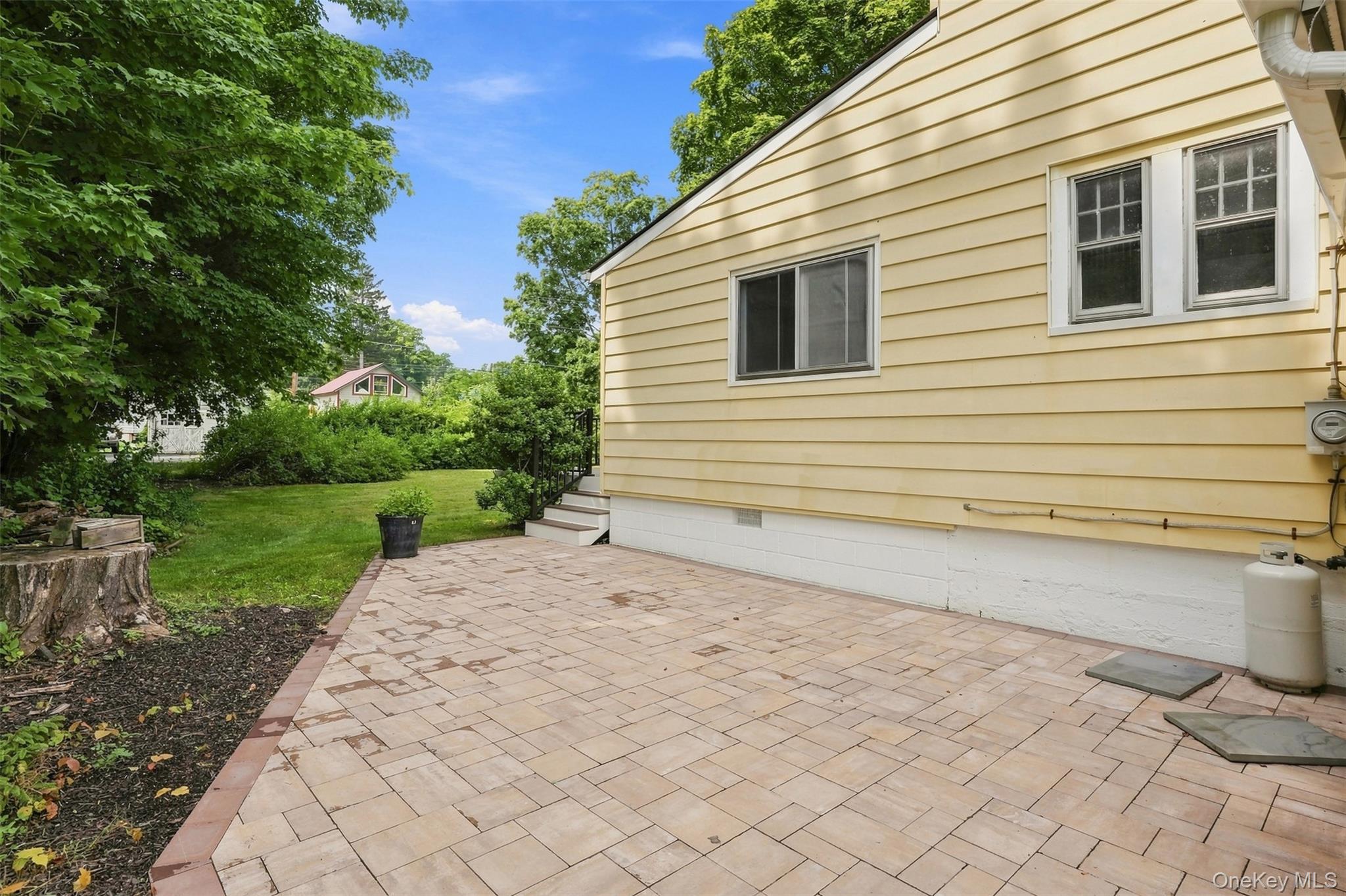 5 Dewitt Street Property Photo 35