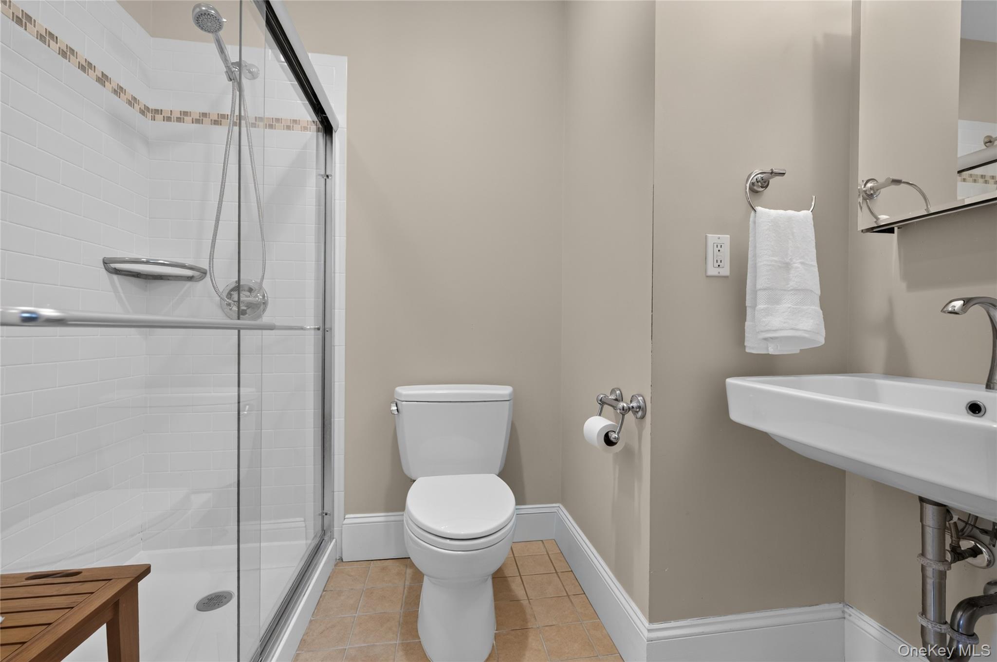 448 Lewis Place Property Photo 19