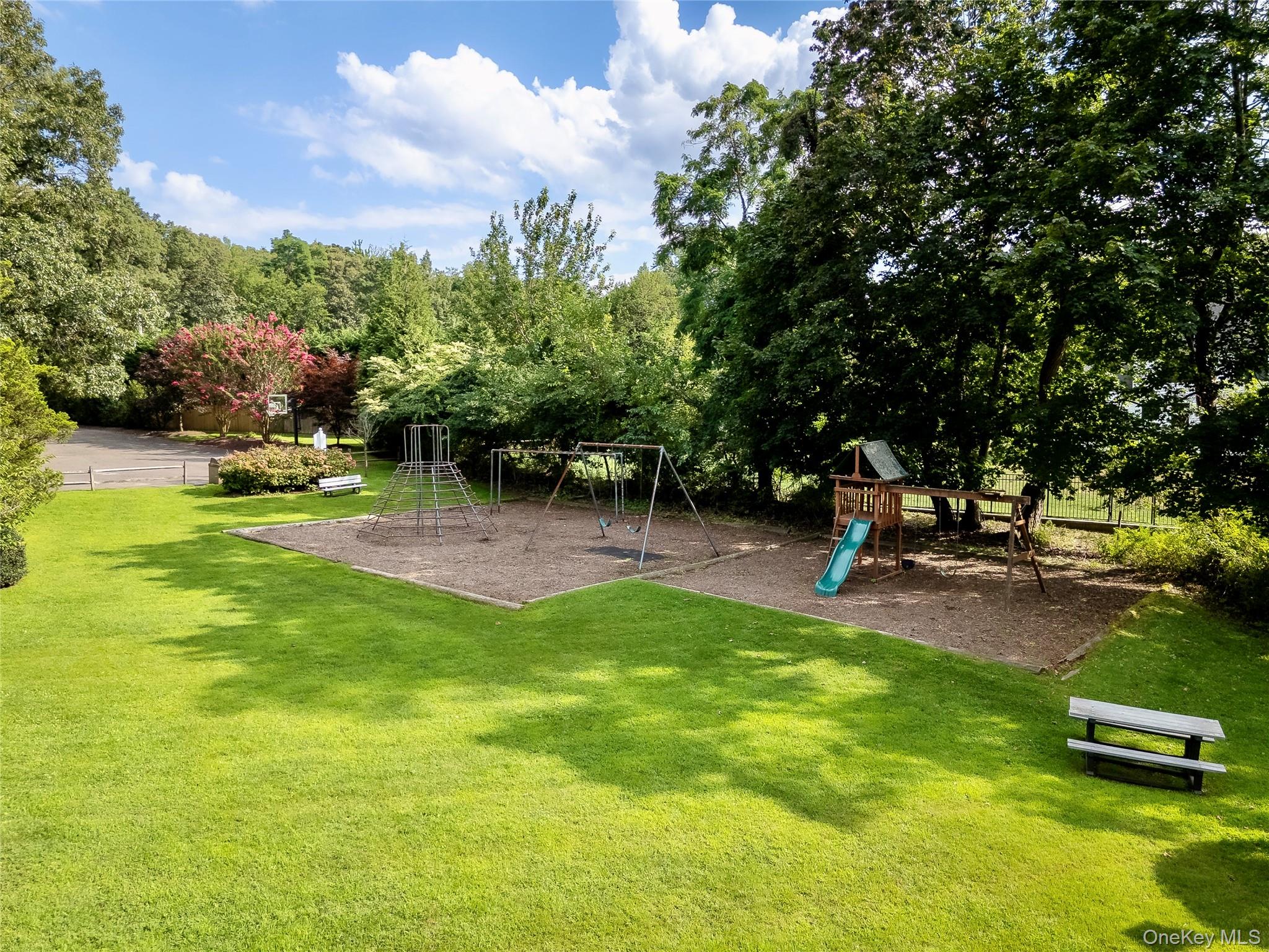 44 Chestnut Avenue Property Photo 24