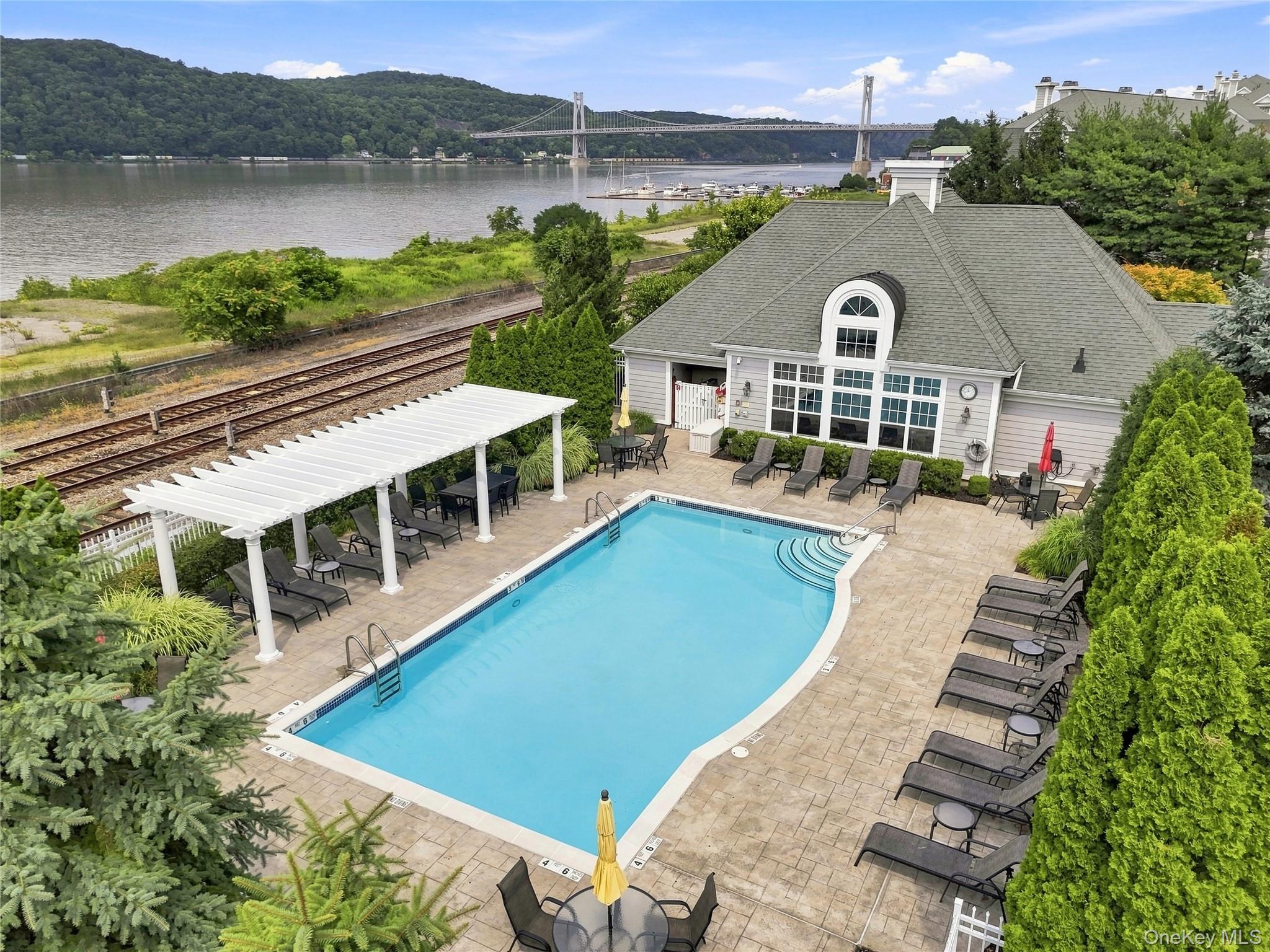 308 Bridgeview Drive Property Photo 1