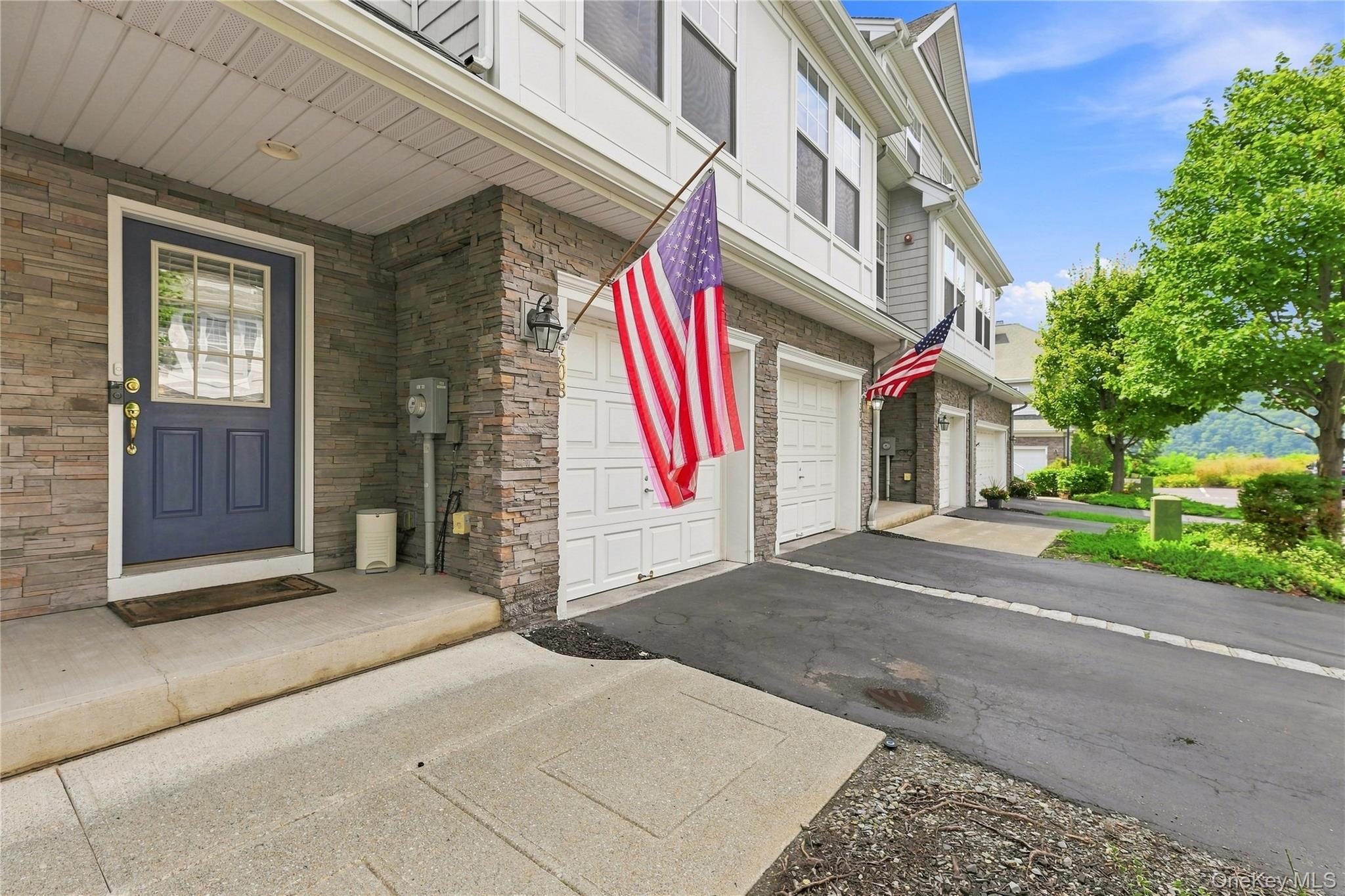 308 Bridgeview Drive Property Photo 12