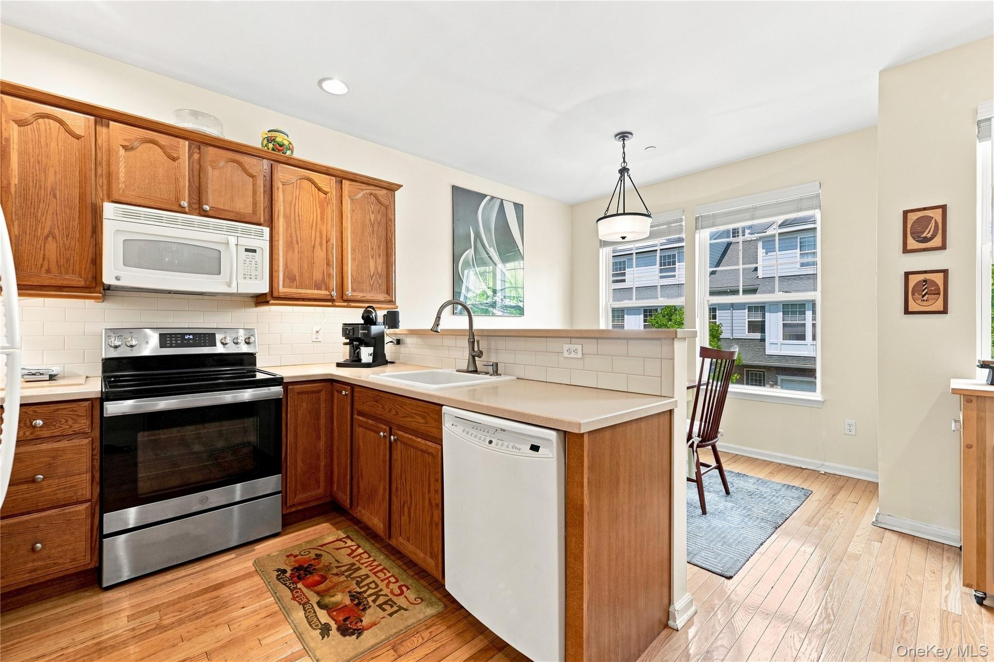 308 Bridgeview Drive Property Photo 16