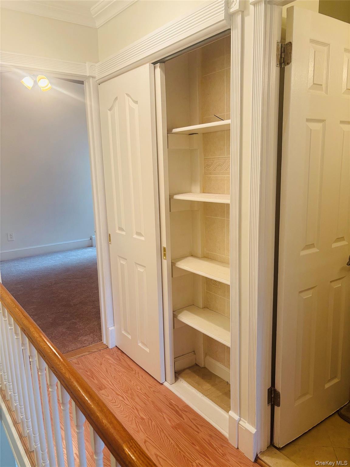 10 Westview Avenue D Property Photo 20