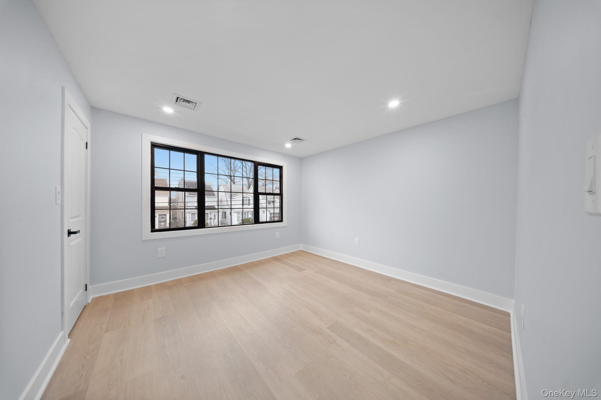 11593 217th Street Property Photo 7