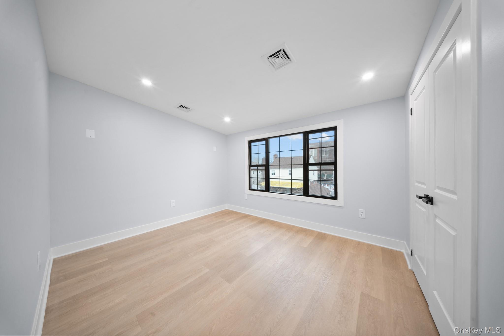 11593 217th Street Property Photo 11