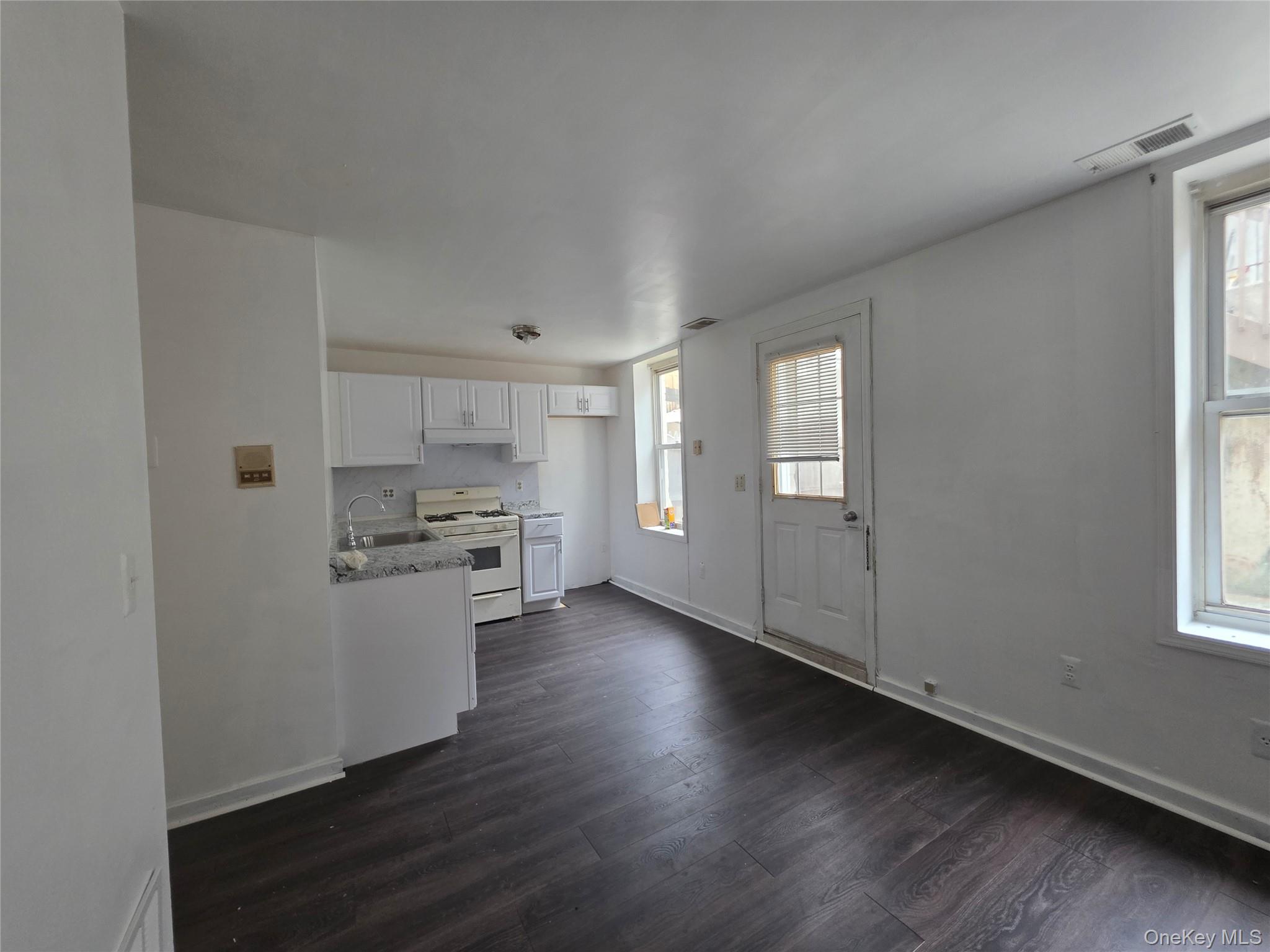 8 Main Street 1 Property Photo 1