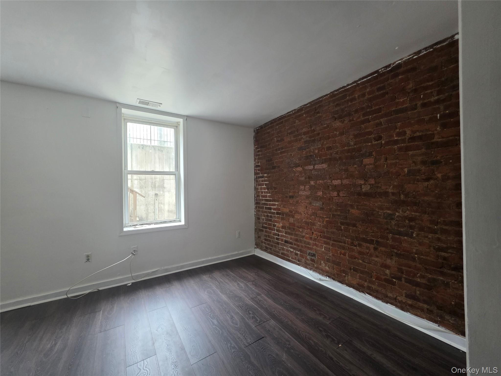 8 Main Street 1 Property Photo 3