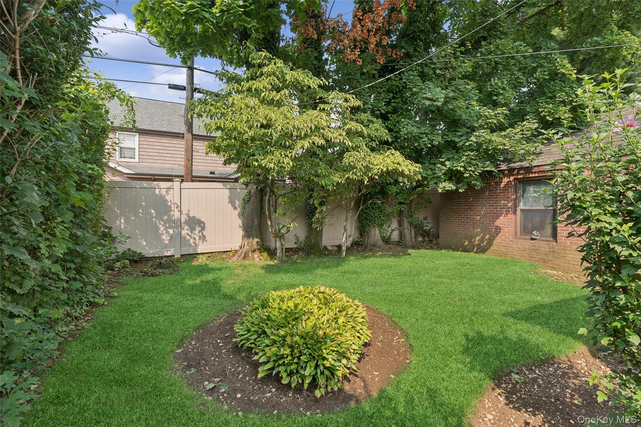 23 Wisteria Avenue Property Photo 23