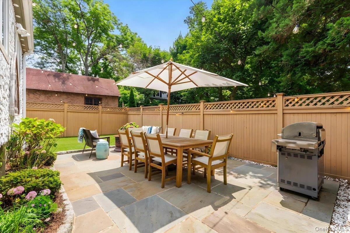 14 Fernwood Avenue Property Photo 14