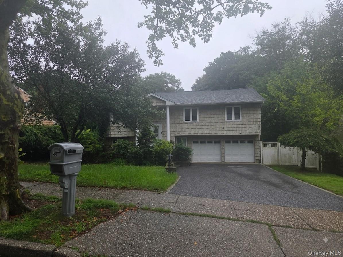 22 Lindron Avenue Property Photo 1