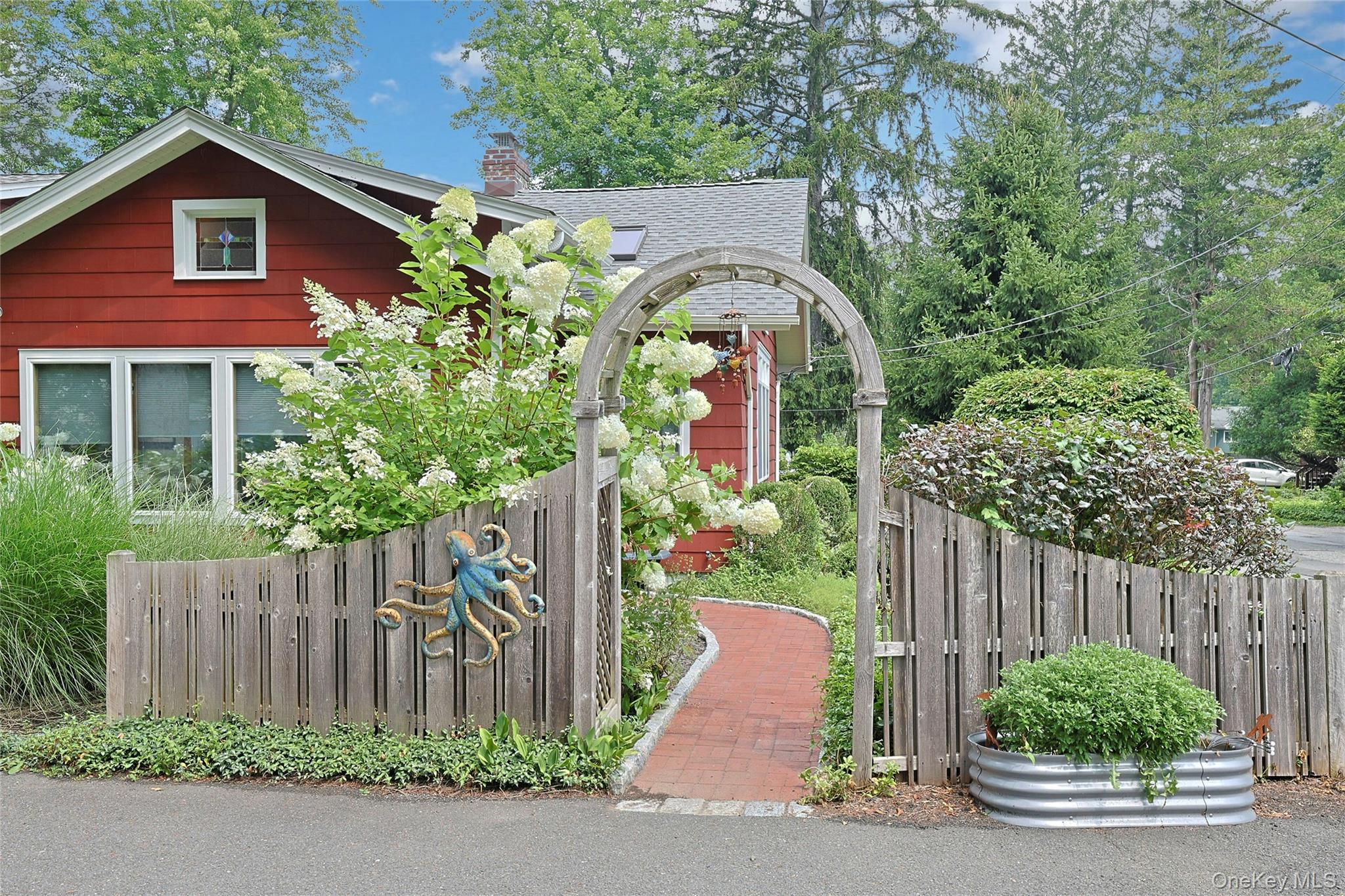 4 Carlann Lane Property Photo 3