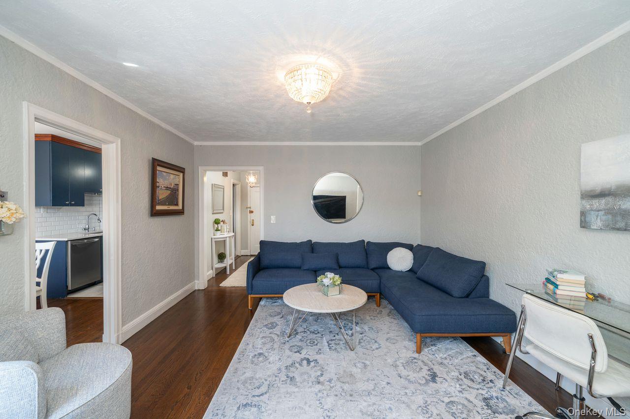 100 Parkway Road 4d Property Photo 4