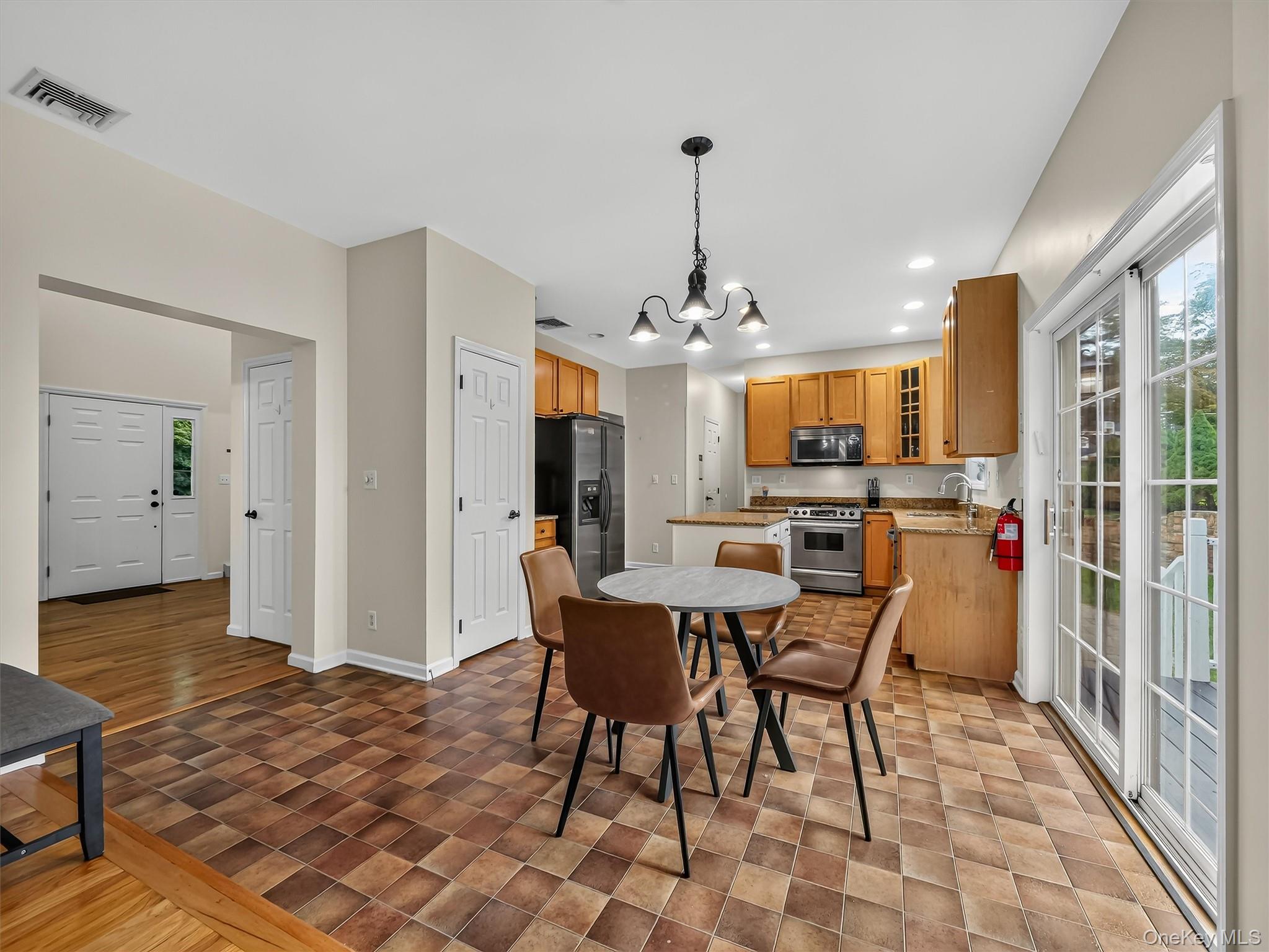 14 Suffern Road Property Photo 10