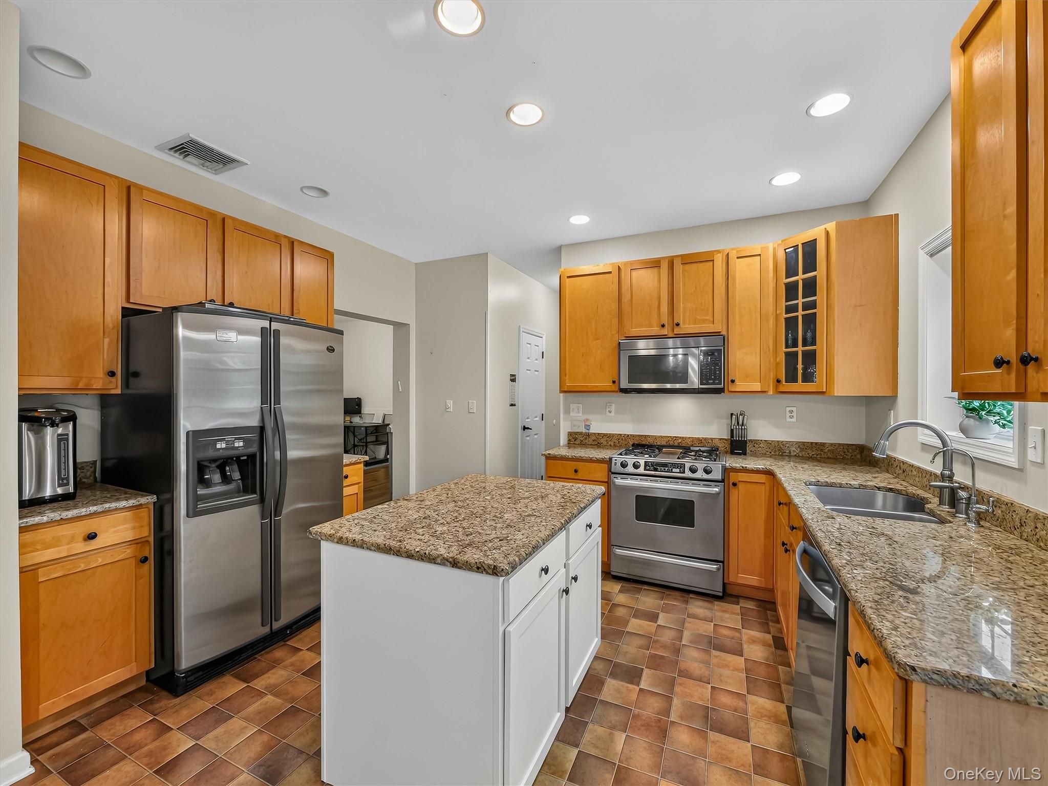 14 Suffern Road Property Photo 11