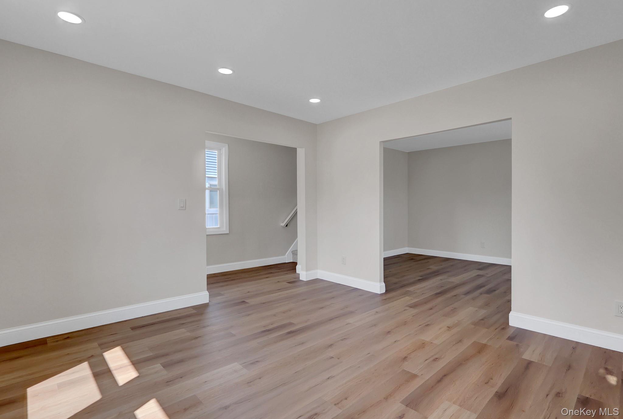 15 Stratford Avenue Property Photo 5