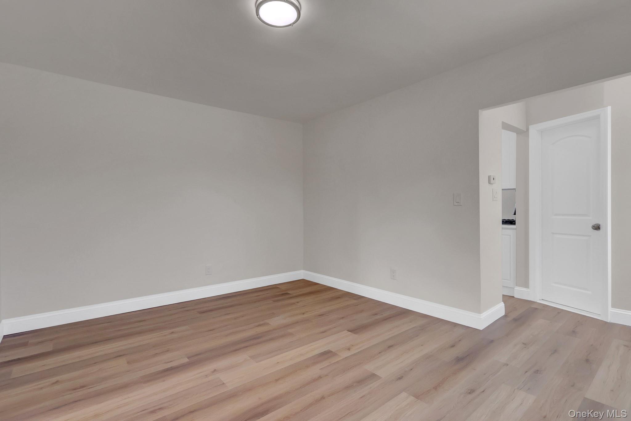 15 Stratford Avenue Property Photo 6