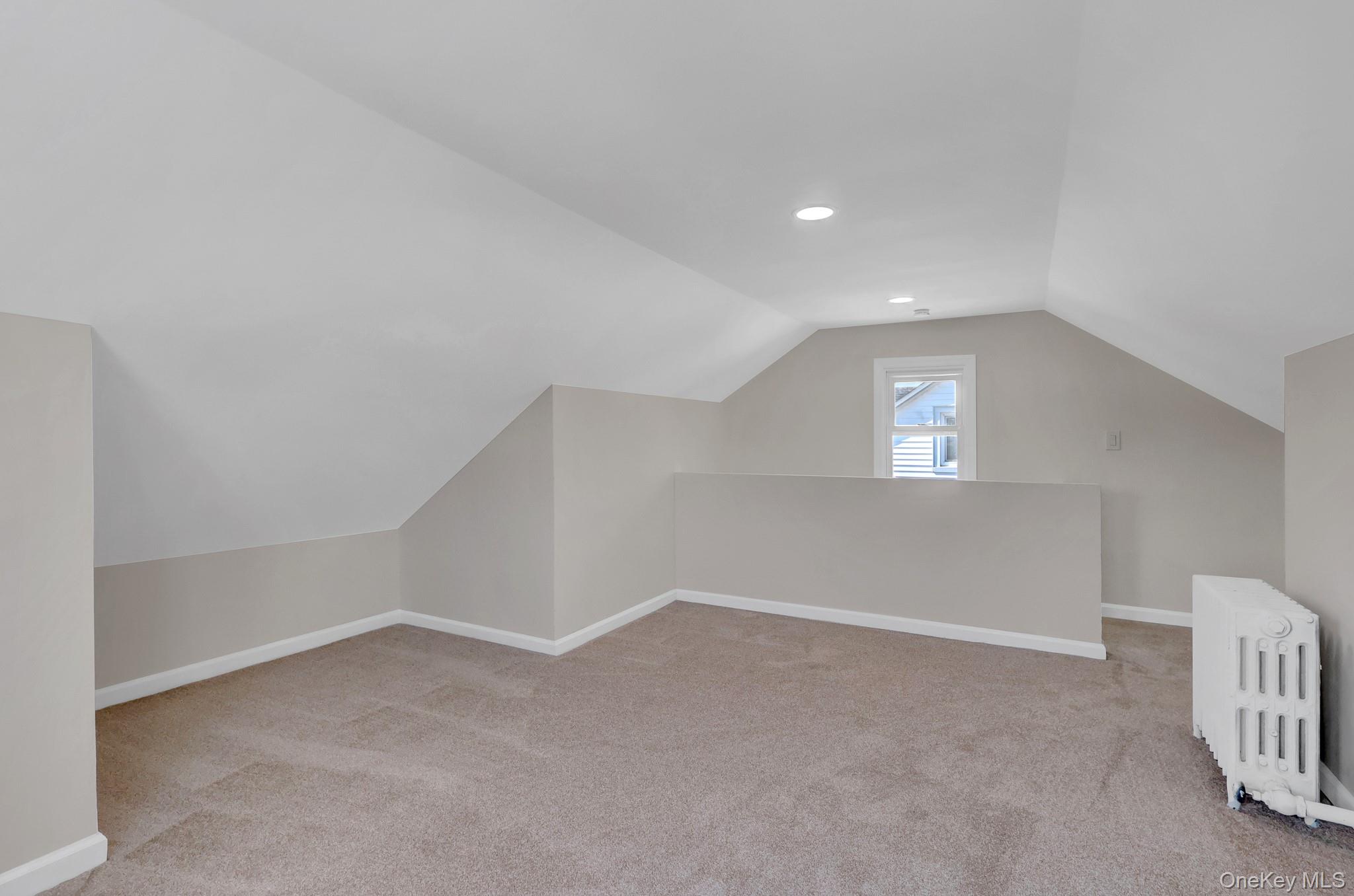 15 Stratford Avenue Property Photo 21