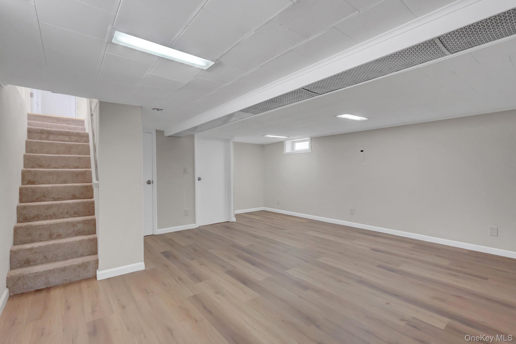 15 Stratford Avenue Property Photo 22