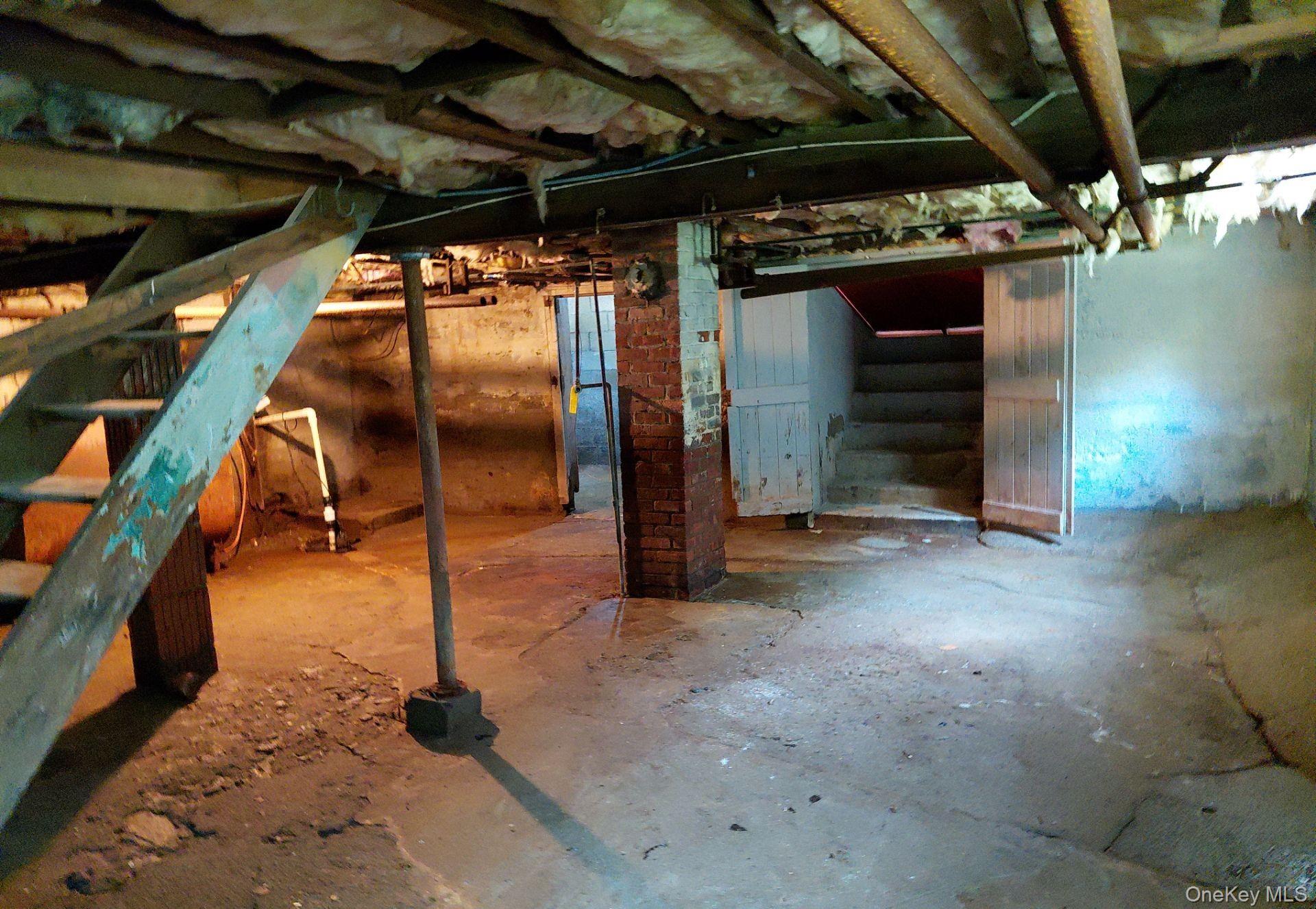 20 Rome Avenue Property Photo 18