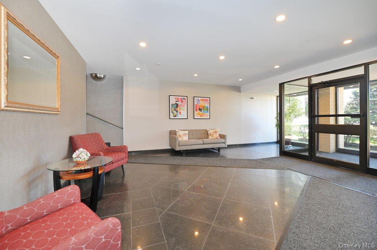 2 Birchwood Court #5h Property Photo 12