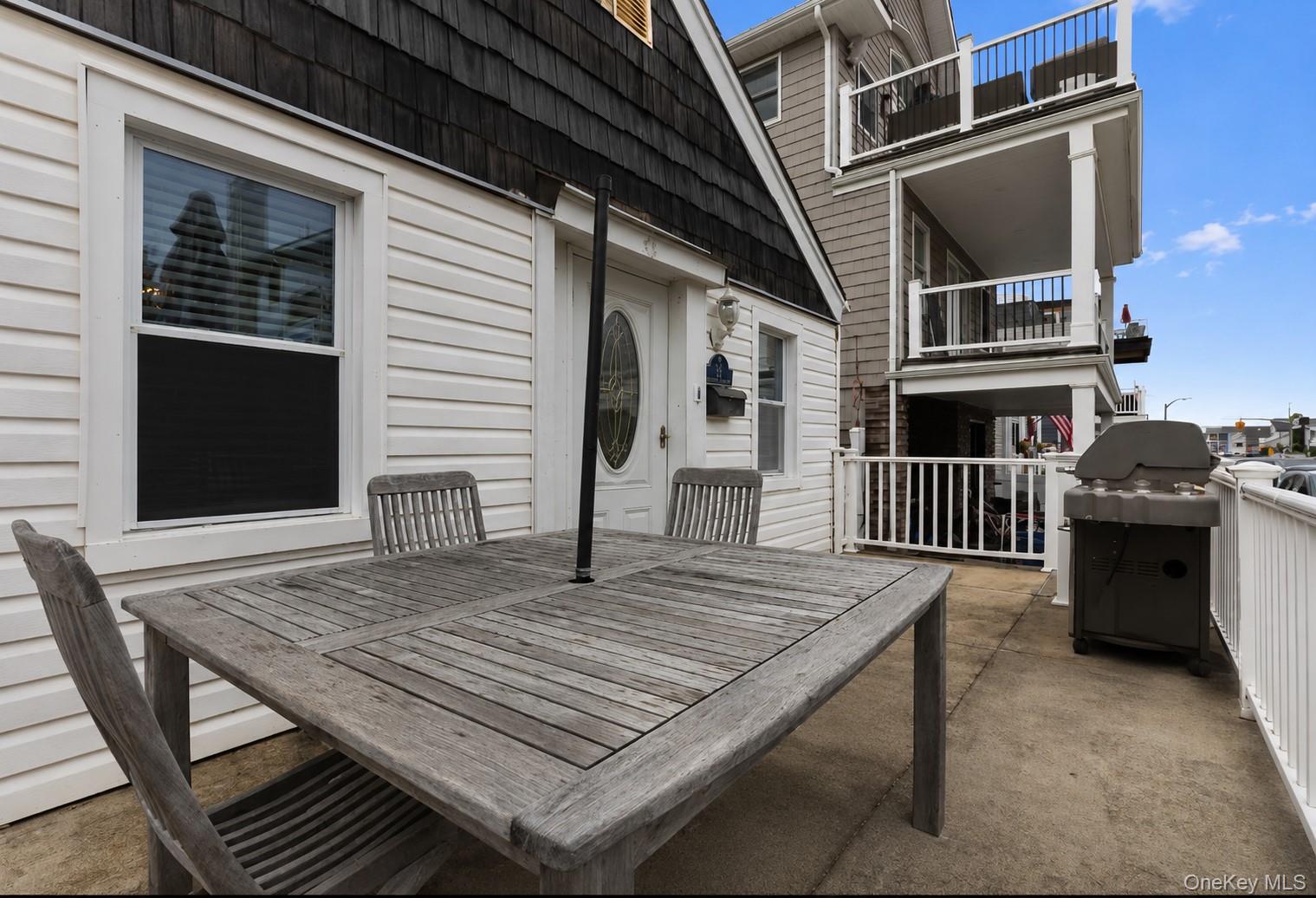 33 Minnesota Avenue Property Photo 16