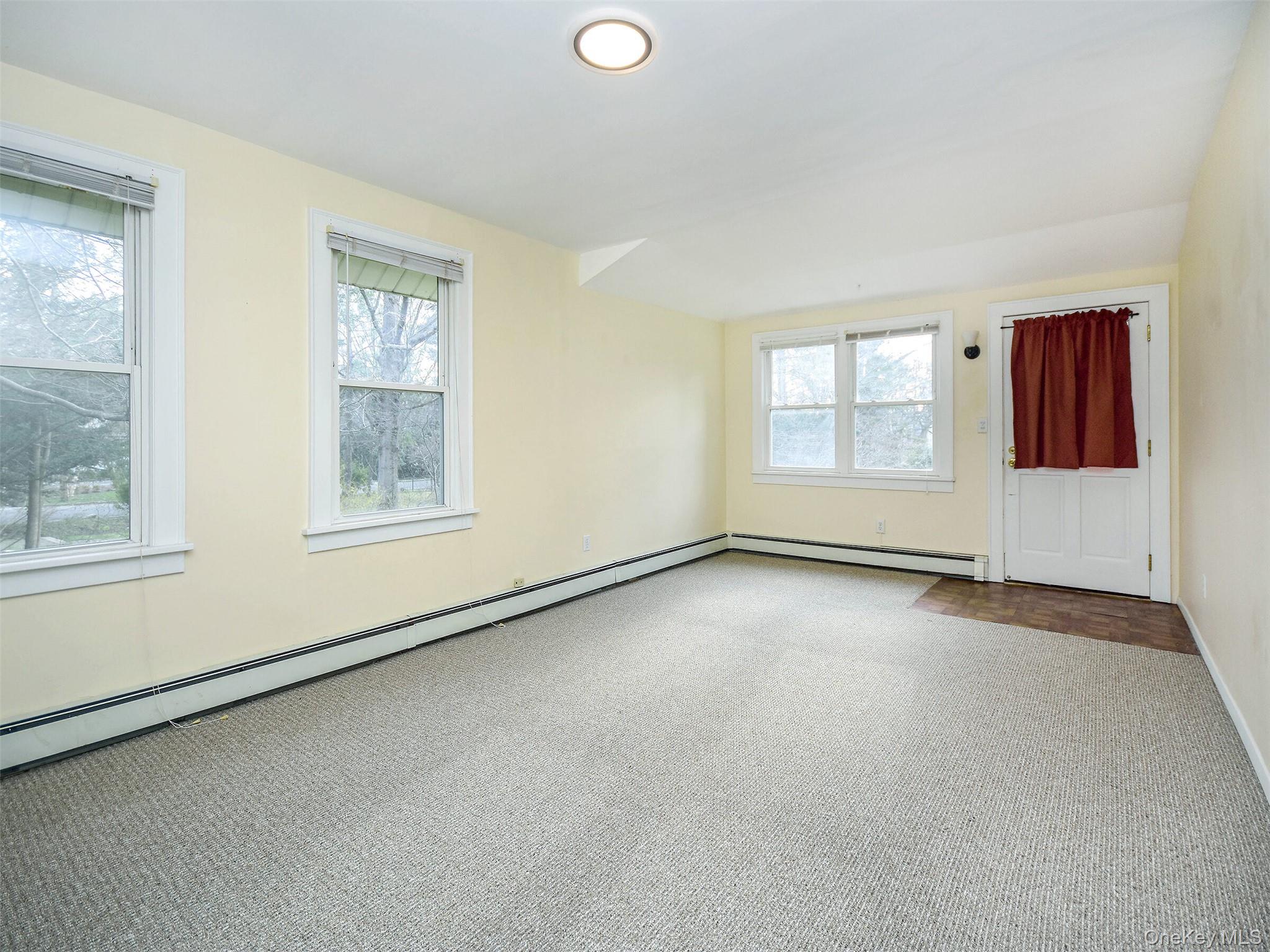 67 Glenlawn Avenue Cottage Property Photo 5