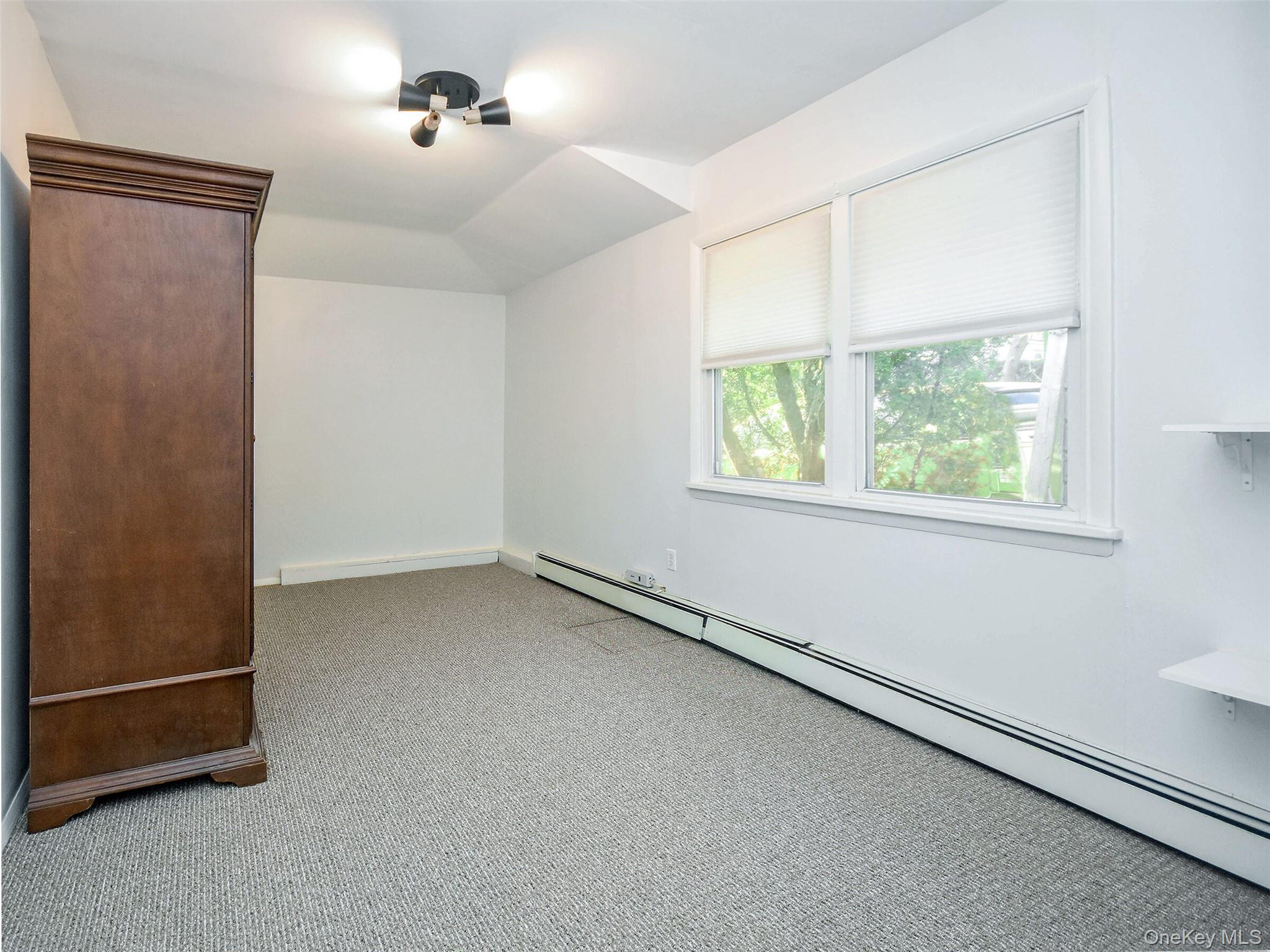 67 Glenlawn Avenue Cottage Property Photo 10