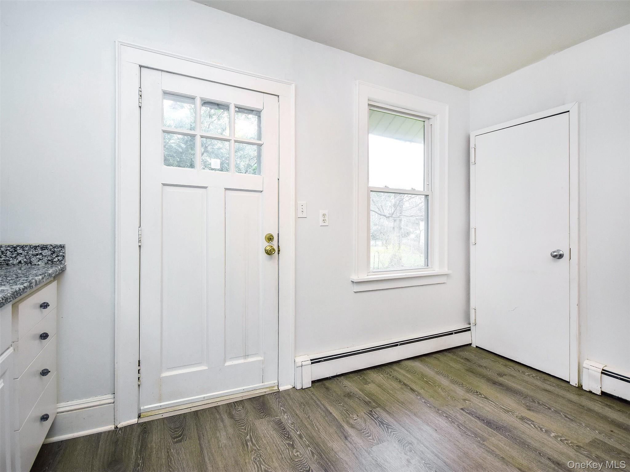 67 Glenlawn Avenue Cottage Property Photo 20