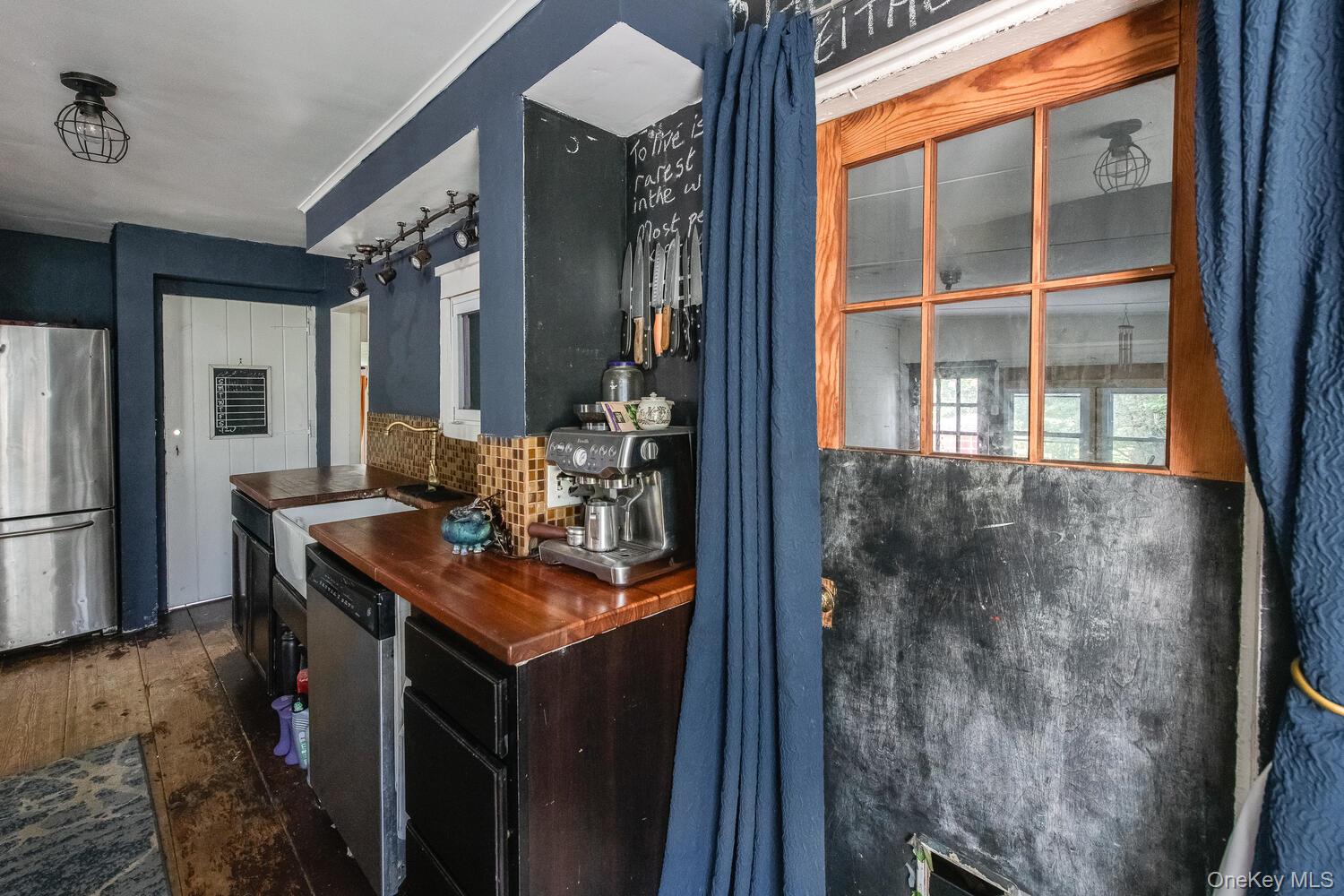 88 S Hamilton Street Property Photo 11