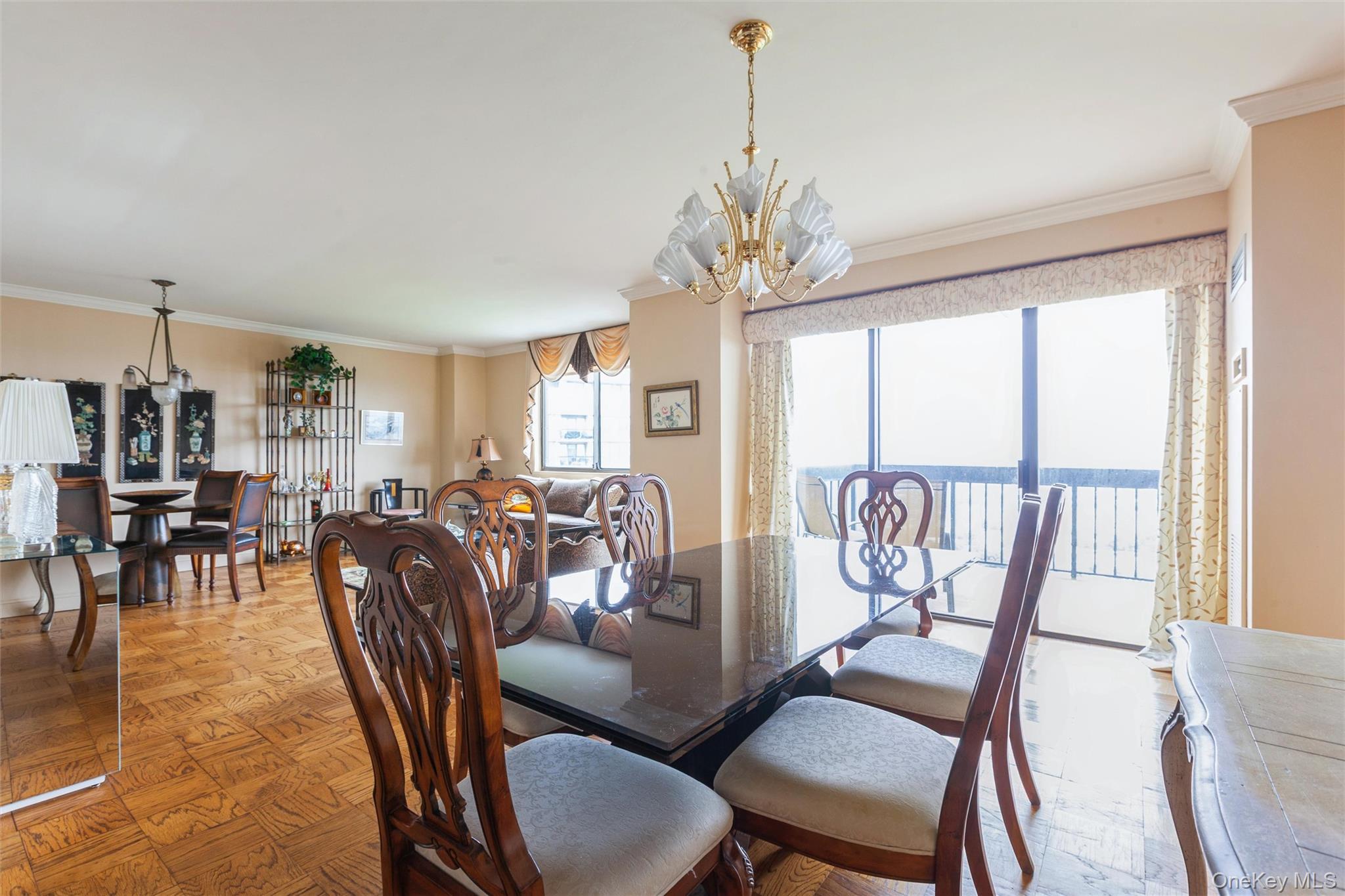 27010 Grand Central Parkway 32e Property Photo 18