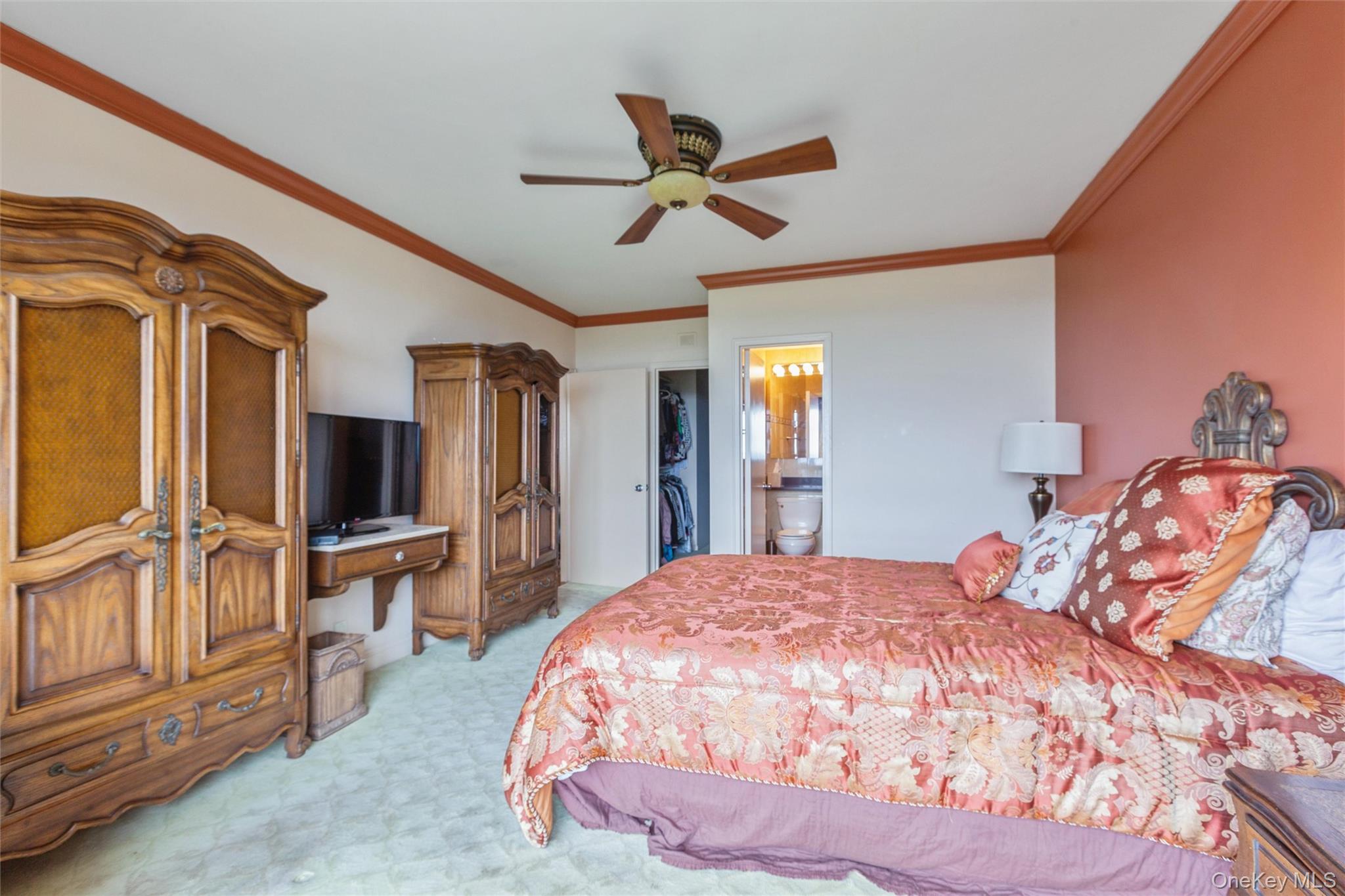 27010 Grand Central Parkway 32e Property Photo 24