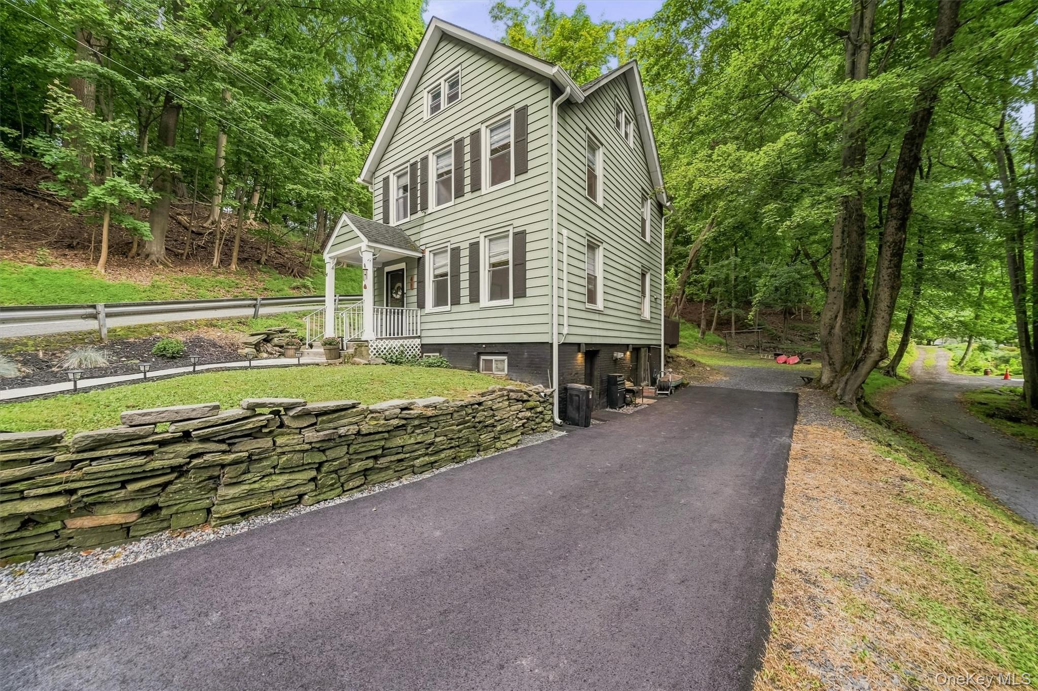 41 Wood Avenue Property Photo 1