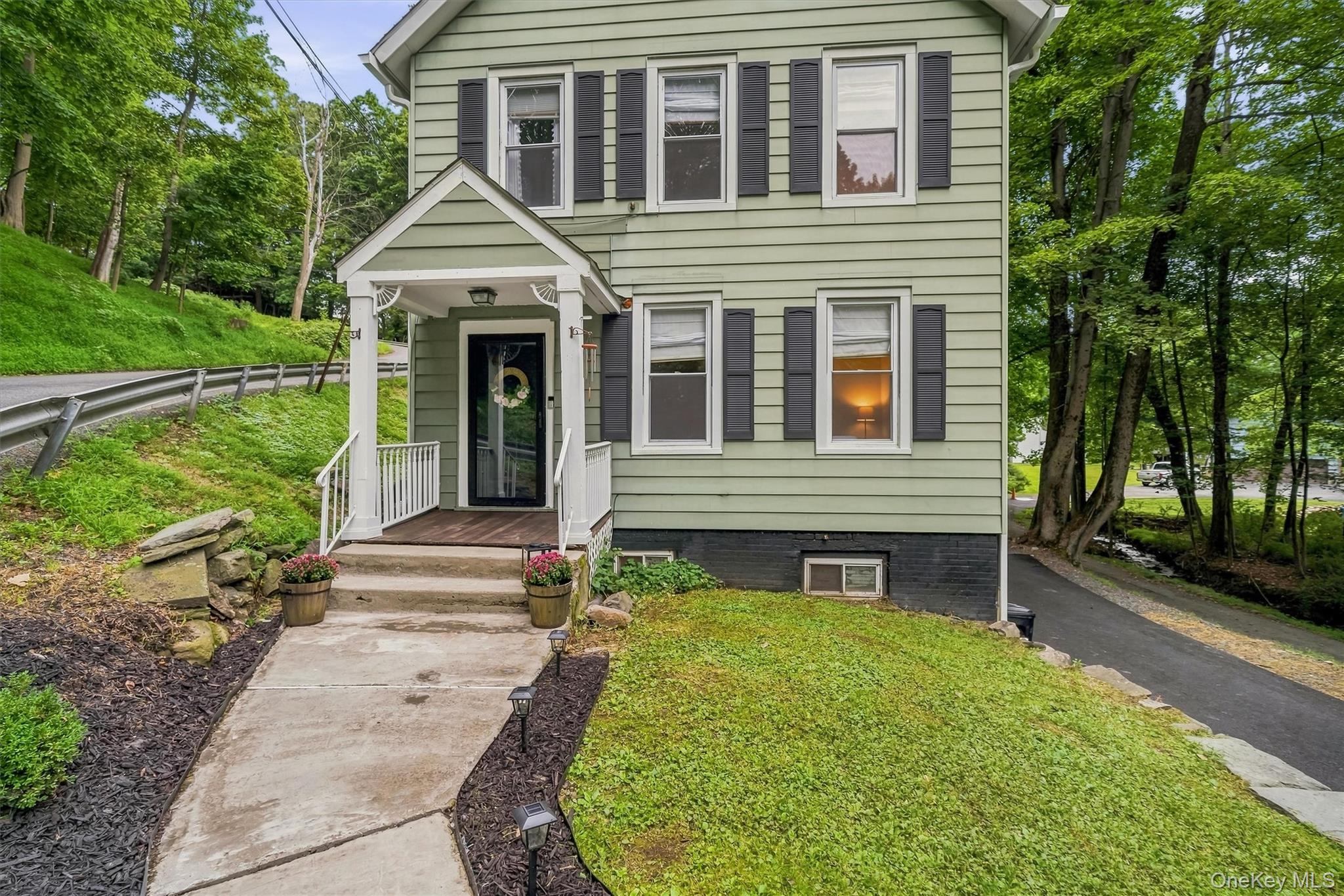 41 Wood Avenue Property Photo 3