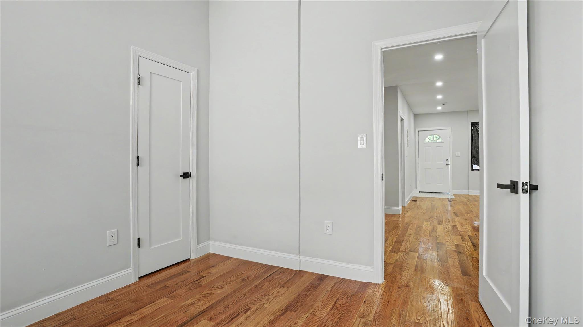 51 Hill Street Property Photo 8